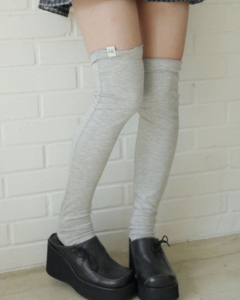 12/21 20:00 再販【Uglyshadow】KNEE HIGH SOCKS