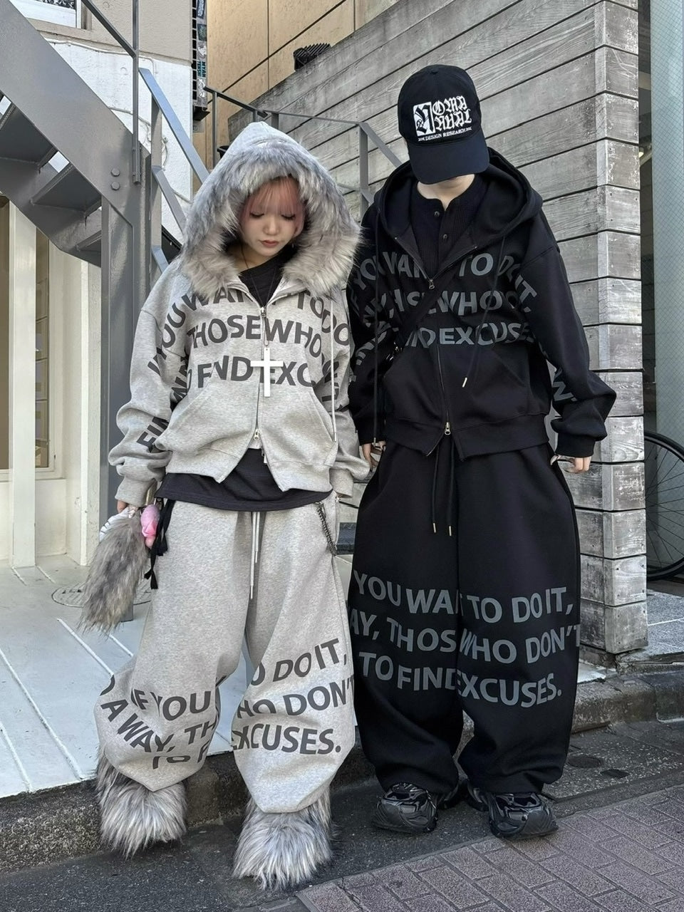 受注制【nmtc +】lettering wide sweat pants / 【エヌエムティーシープラス】レタリングスウェットパンツ (2color)