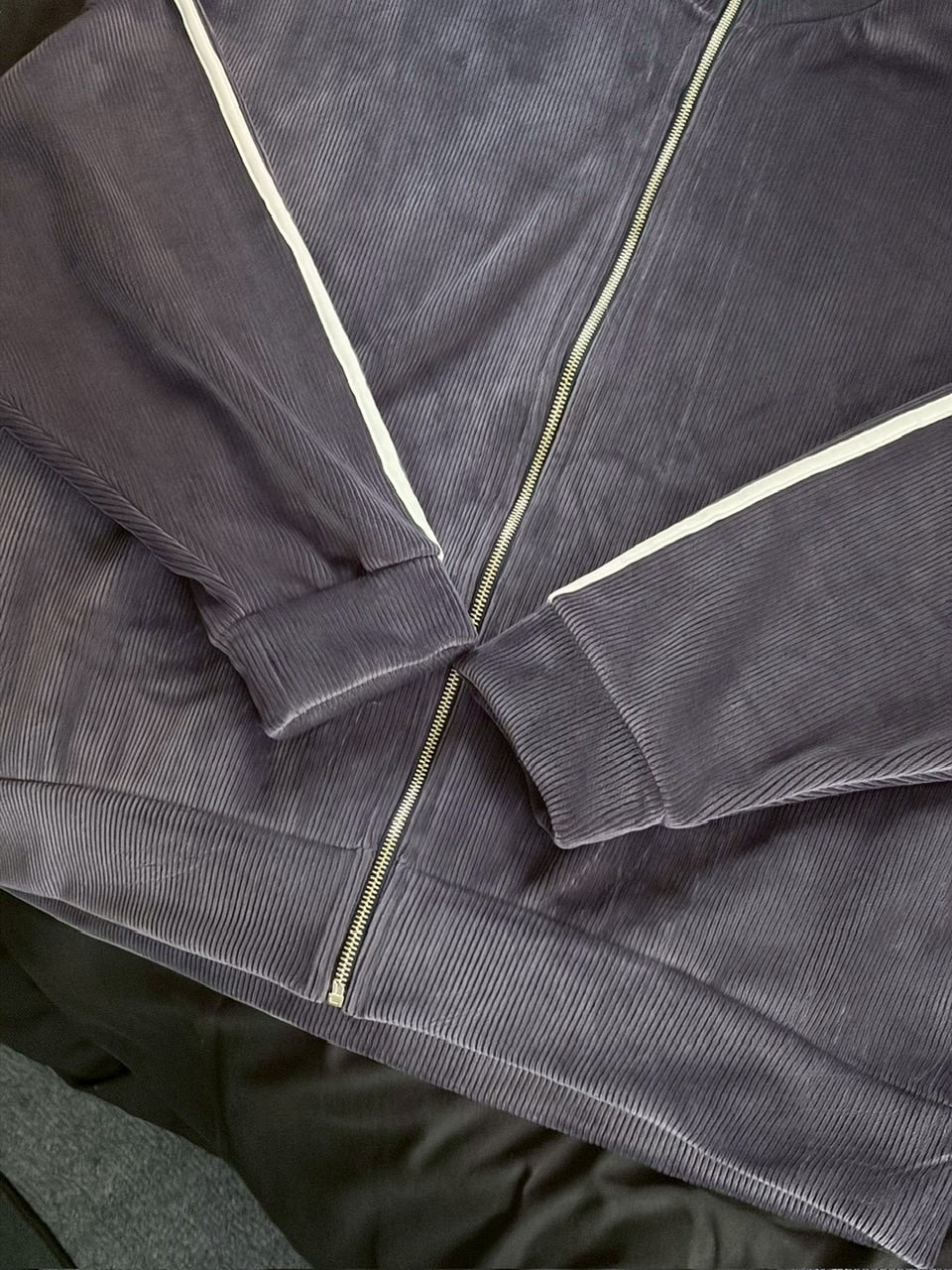 受注制【LUV CODE】velours track jacket (3color)