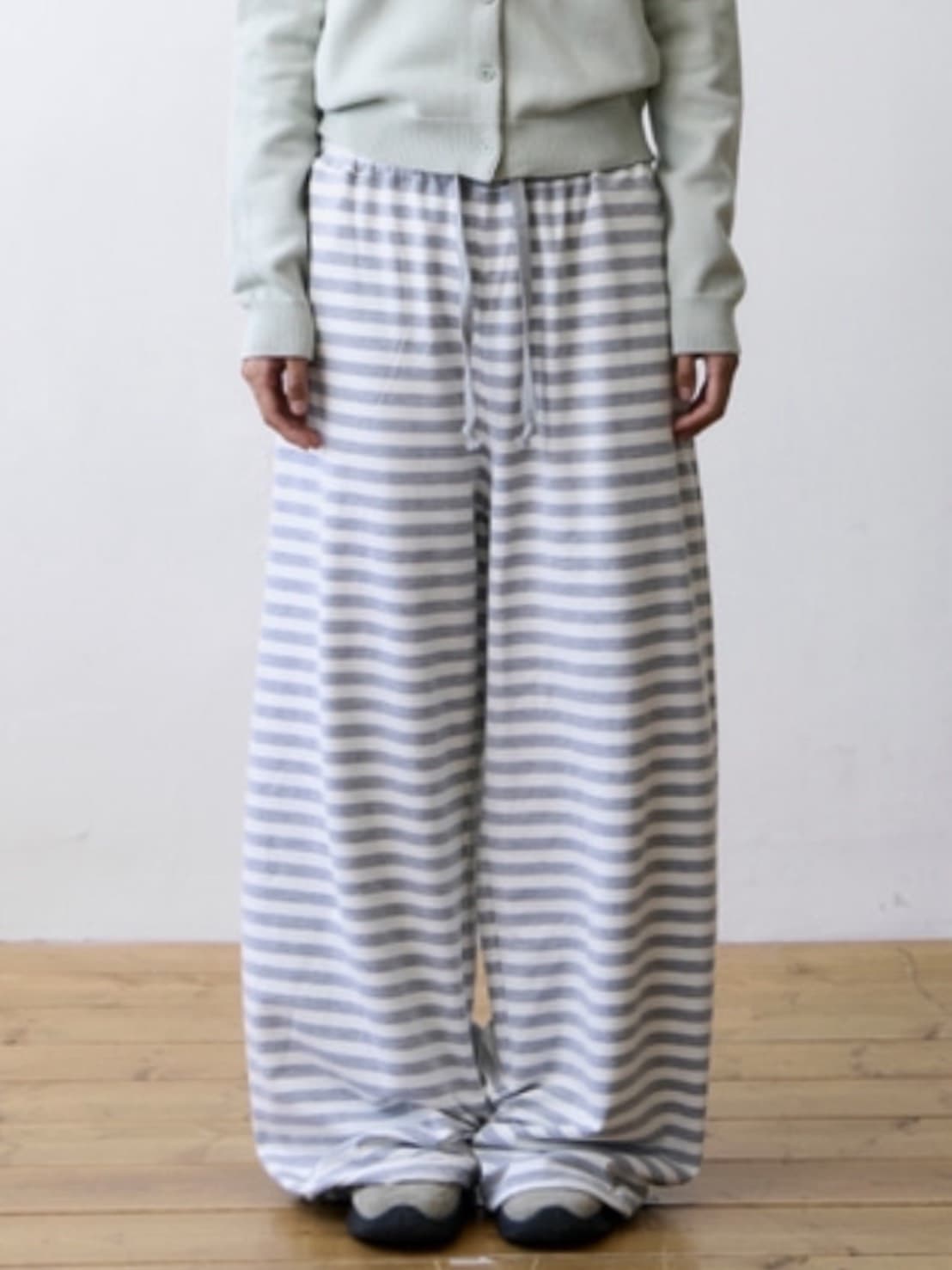【THECOLDESTMOMENT】TCM stripe sweat pants