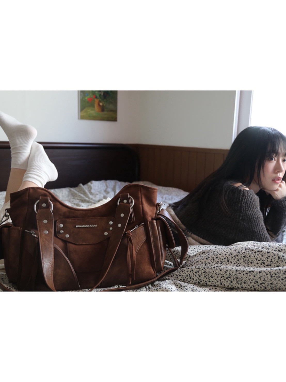 【IUGAMAKARAS】Studded Suede Shoulder Bag