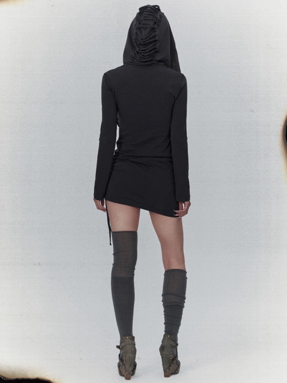 【bonienkiye】Distressed Hood Scarf Dress