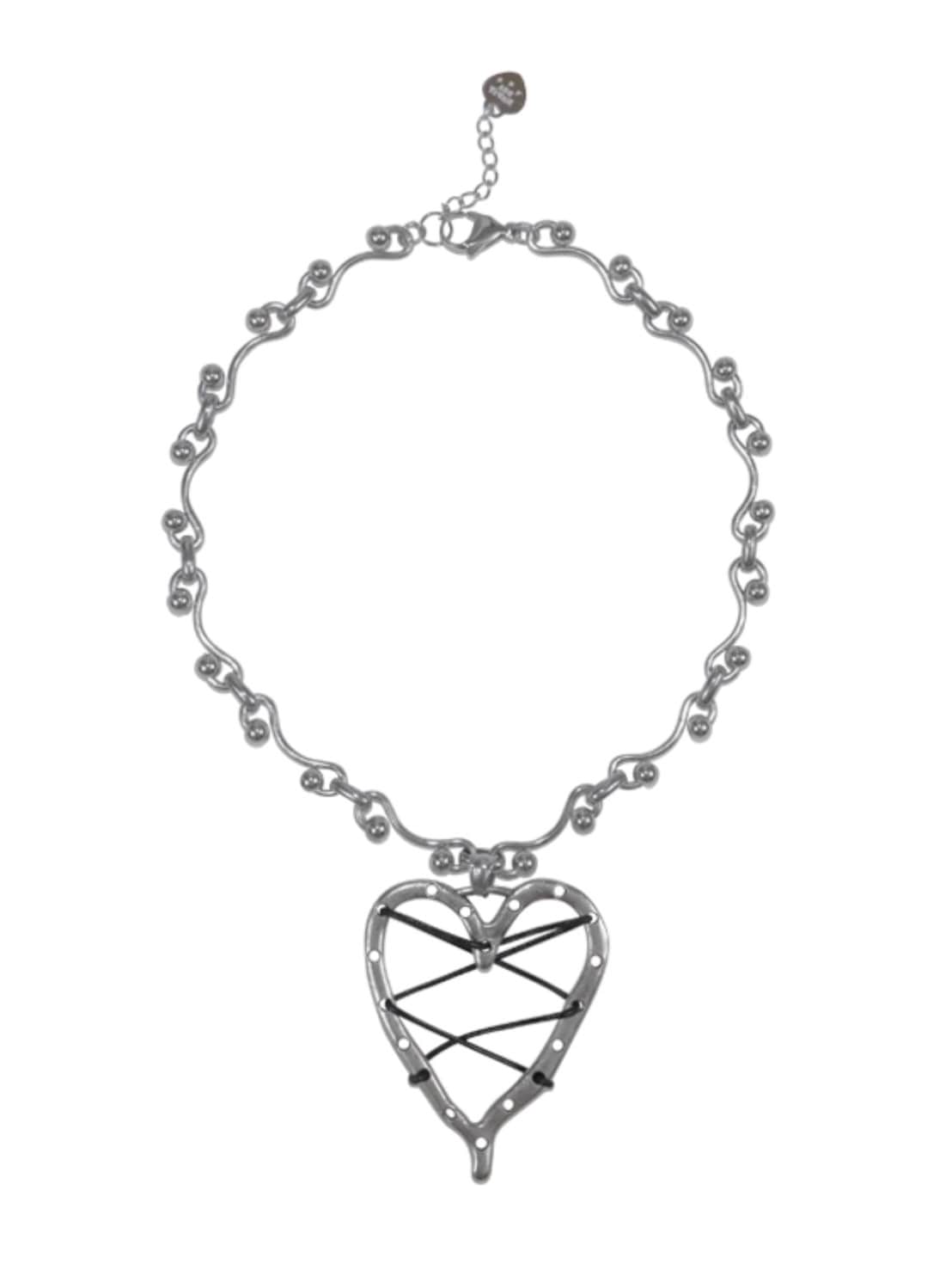 【HURJABOYACC】VINTAGE HEART WITH PIERCINGS NECKLACE