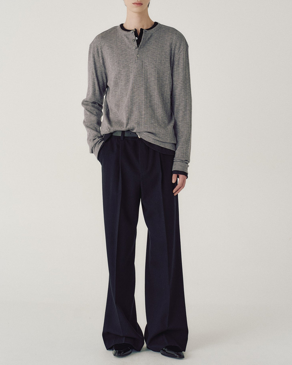 【MMIC】GRAIN HENLEY NECK