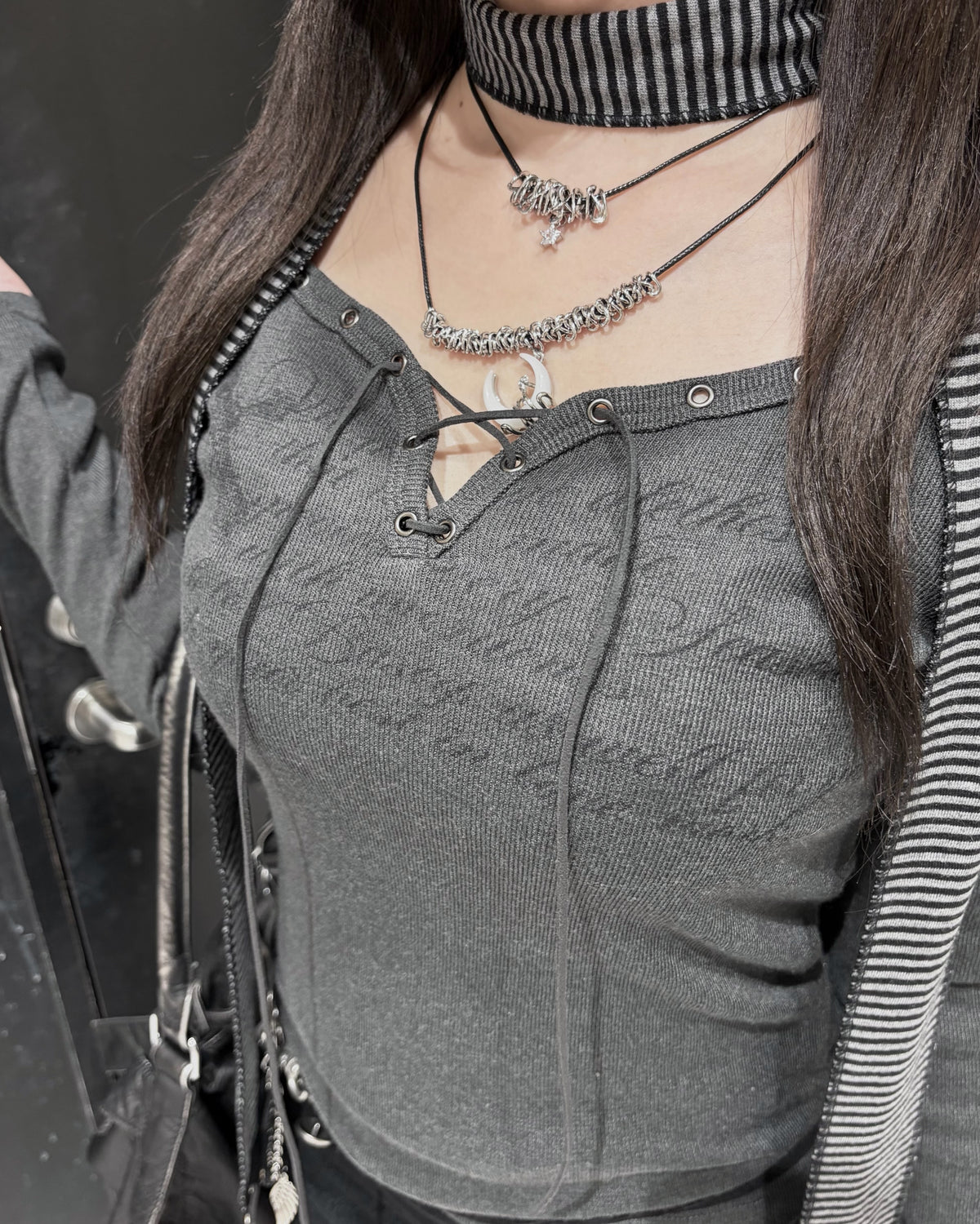 受注制【nmtc+】Lace Up Lettering Top (2color)