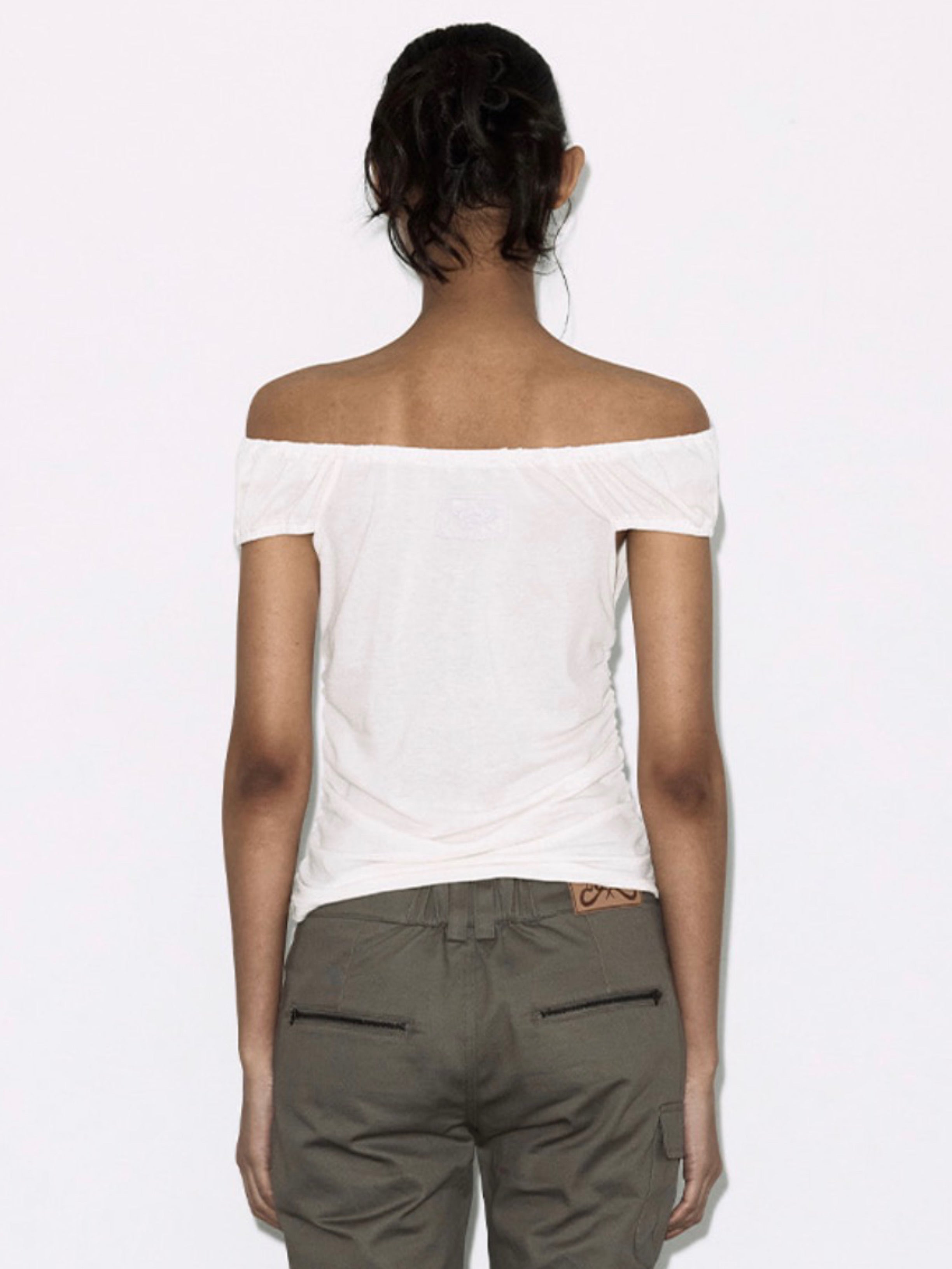 【FANCY CLUB】SOFT BUTTON OFF-SHOULDER TOP