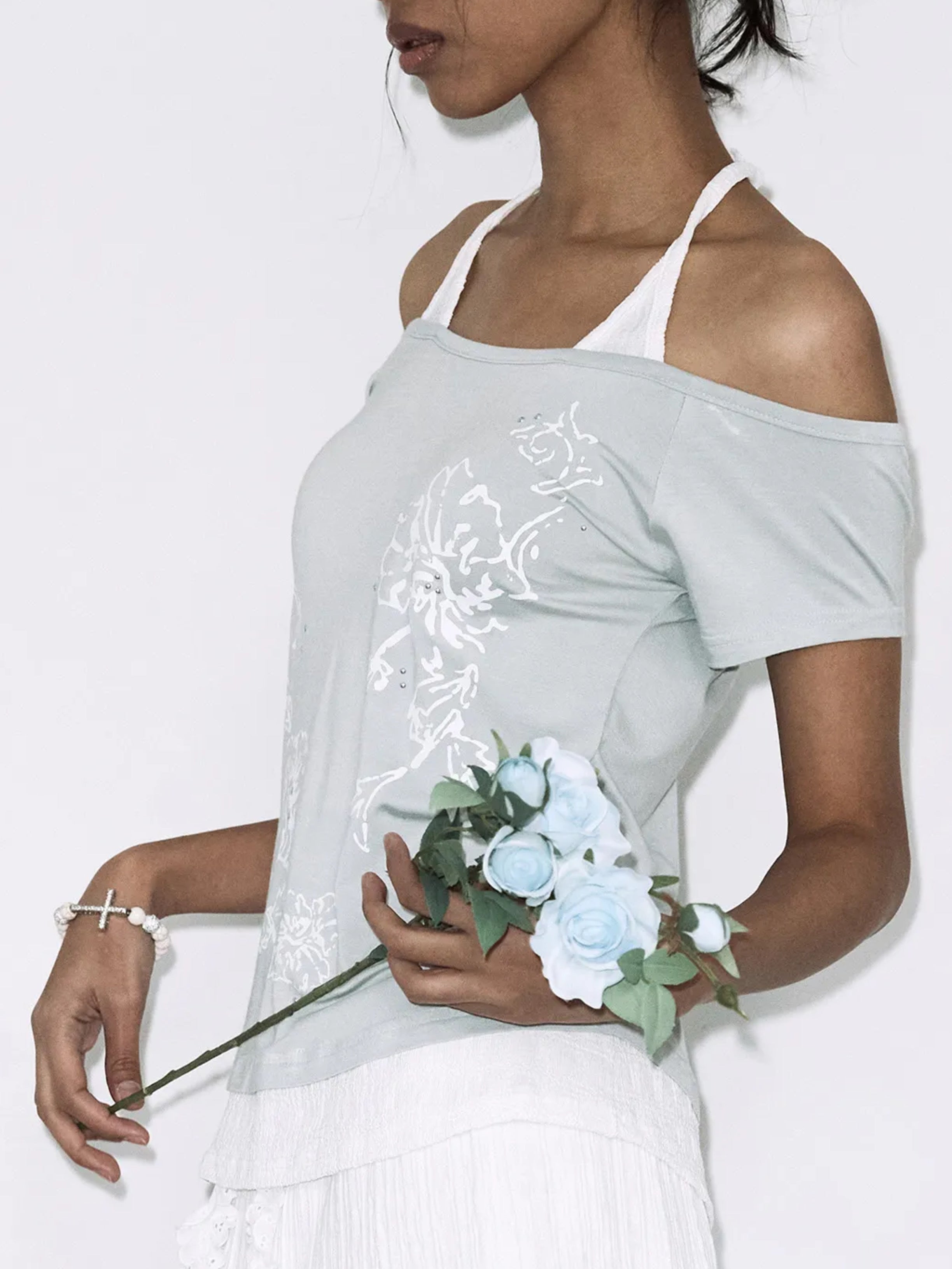 【FANCY CLUB】ROSY HALTER OFF-SHOULDER TOP