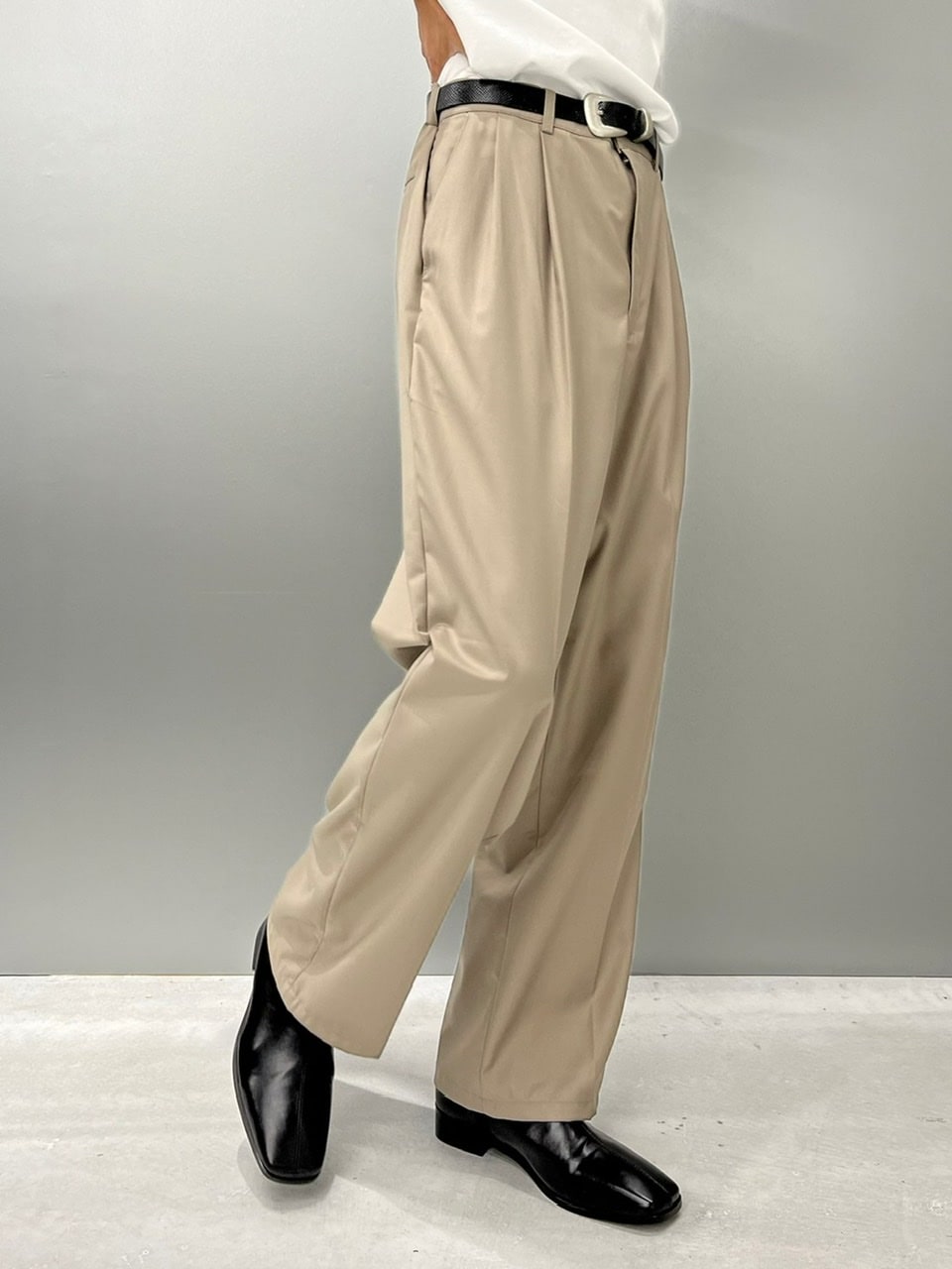 【Chikashitsu +】set up straight slacks (4color)
