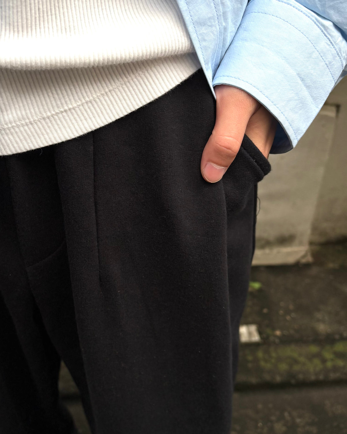 東京店WEB限定【Chikashitsu +】pintuck sweat pants (2color)