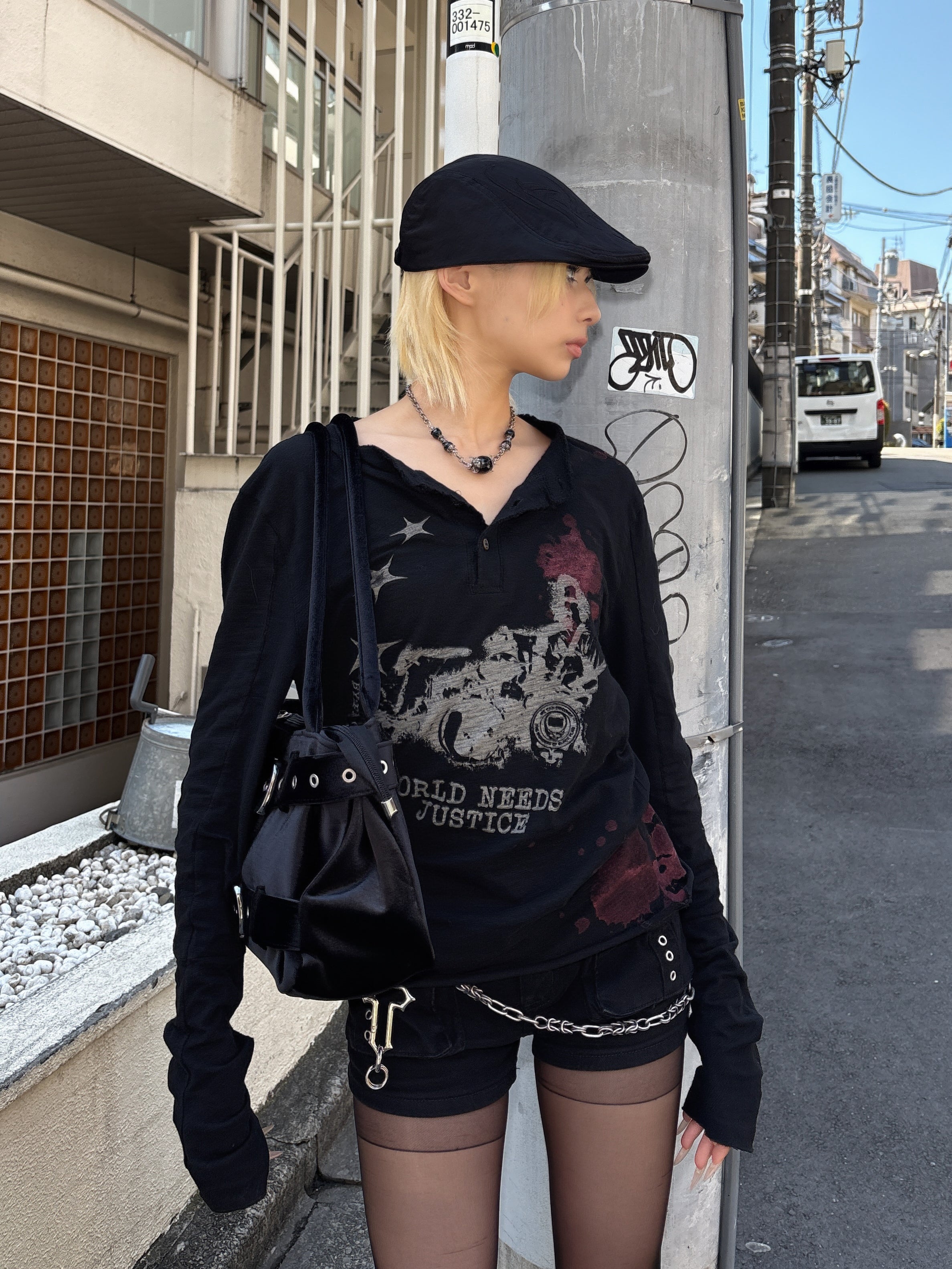 国際配送【Never mind the XU】paint graphic henley long sleeve