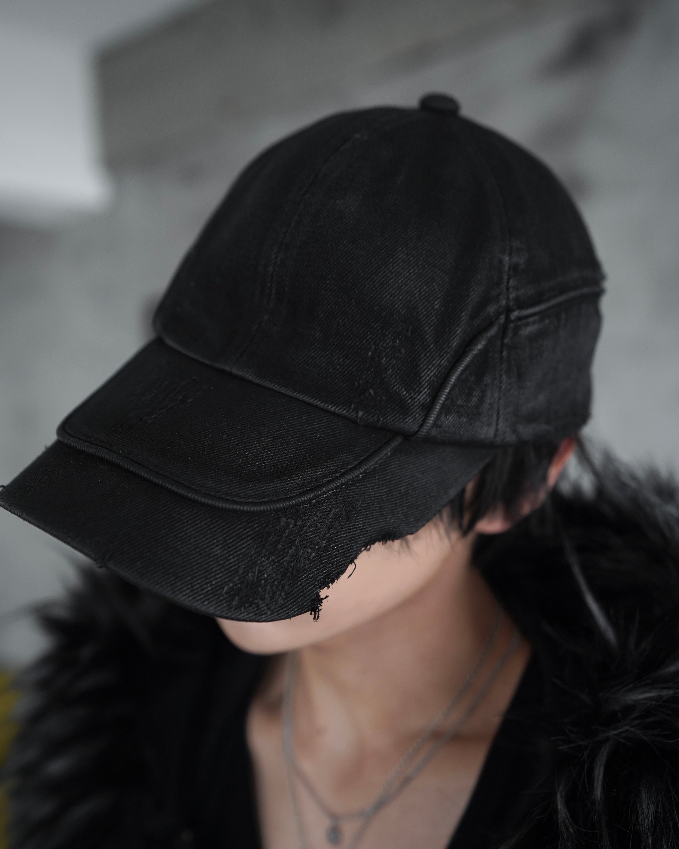 【CHIKASHITSU PLUS HIGH】Arch washed denim cap (coating)