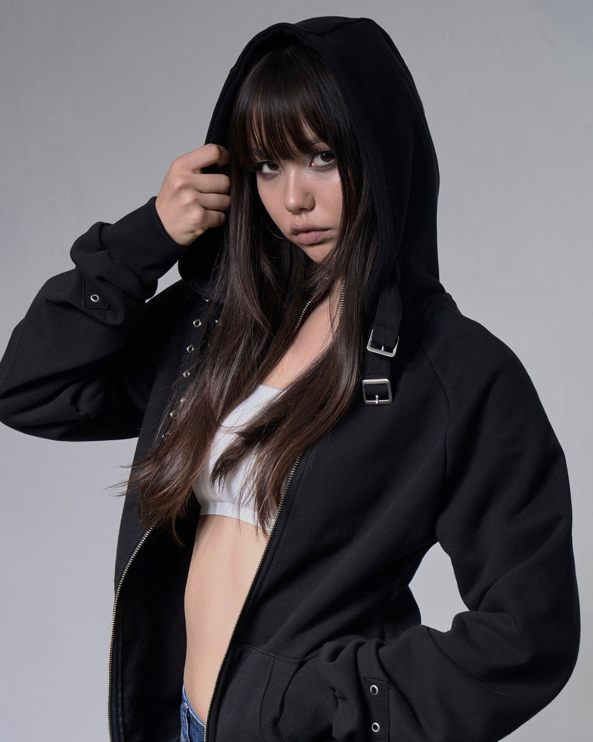 【FANCY CLUB】LAYER BUCKLE HOODED ZIP-UP