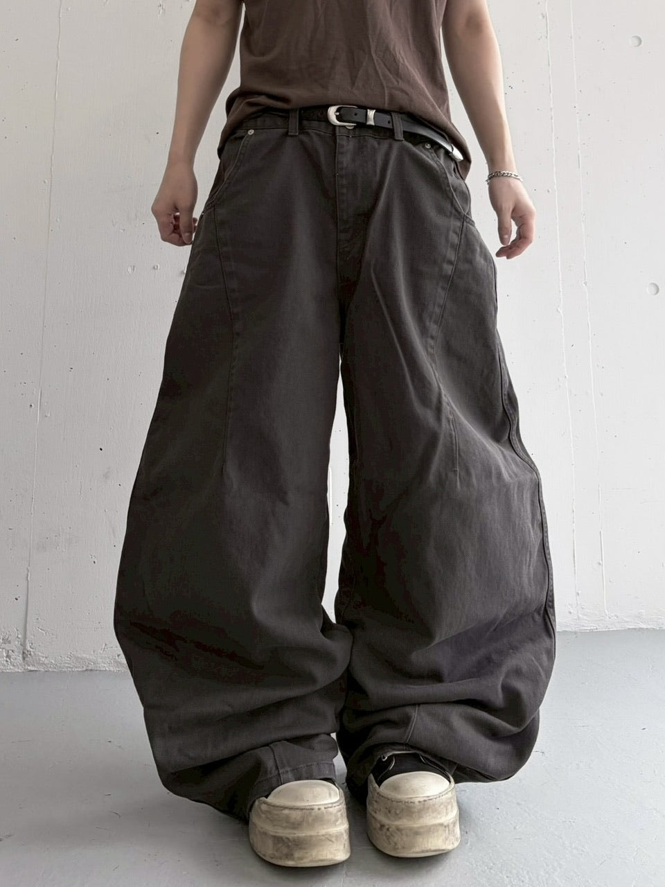 受注制【LUV CODE】curved denim pants (2color)