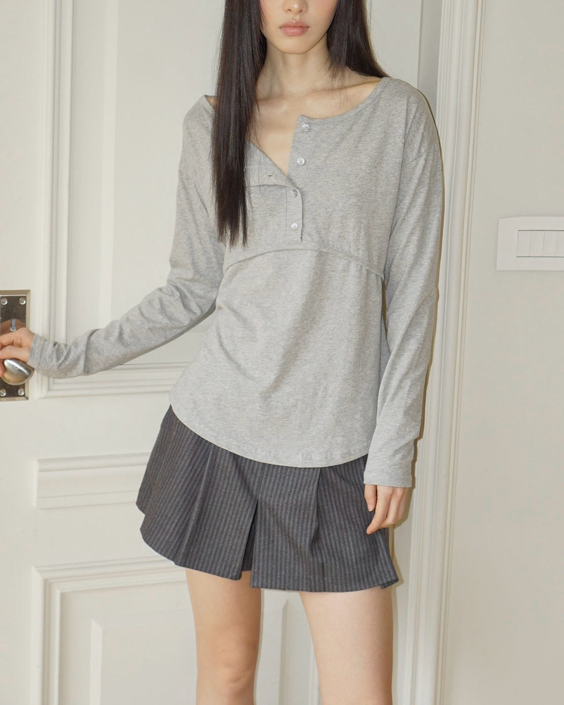 【Uglyshadow】STRIPE PLEATED PANTS
