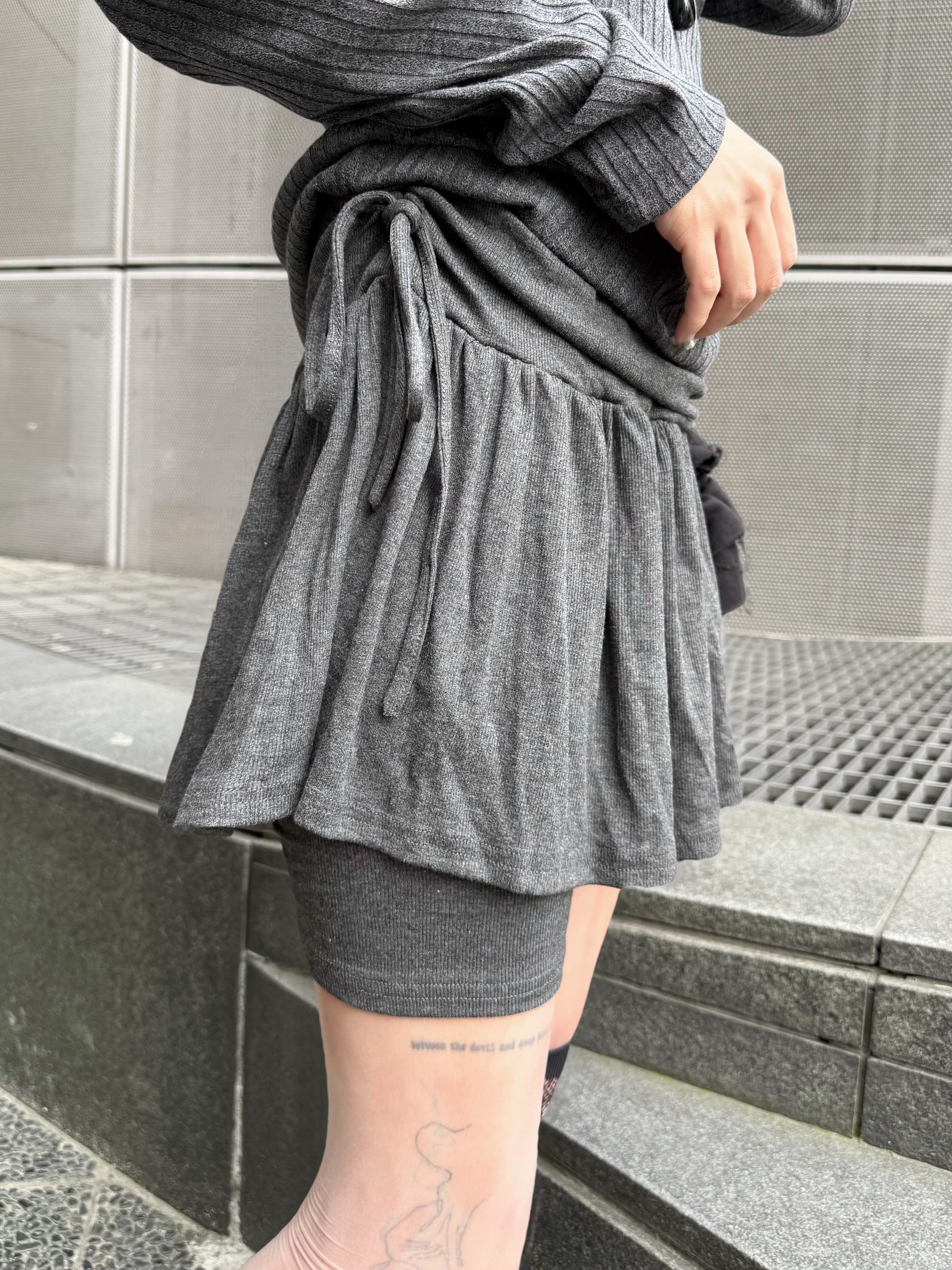 4/16 20:00発売 名古屋店WEB限定受注制【nmtc+】drawstring leggings skirt (3color)