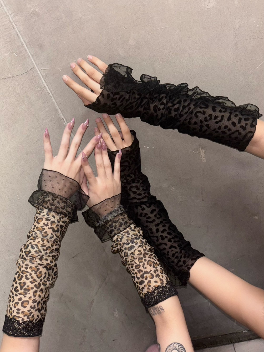 国際配送【BABY09】 leopard see-through arm warmer (2color)