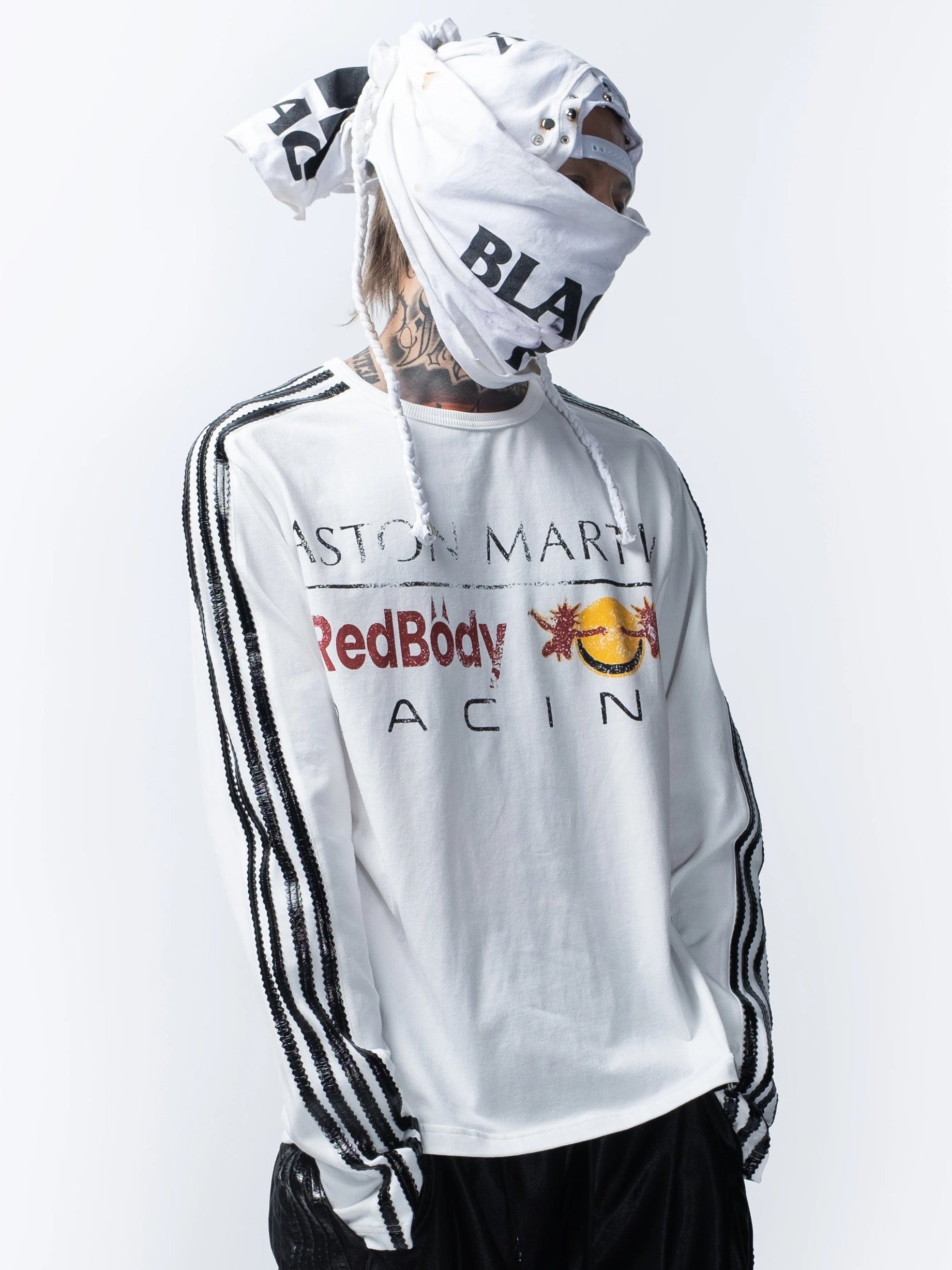 【F.V.V.O】Parody Logo Slim-Fit Long Sleeve Tee