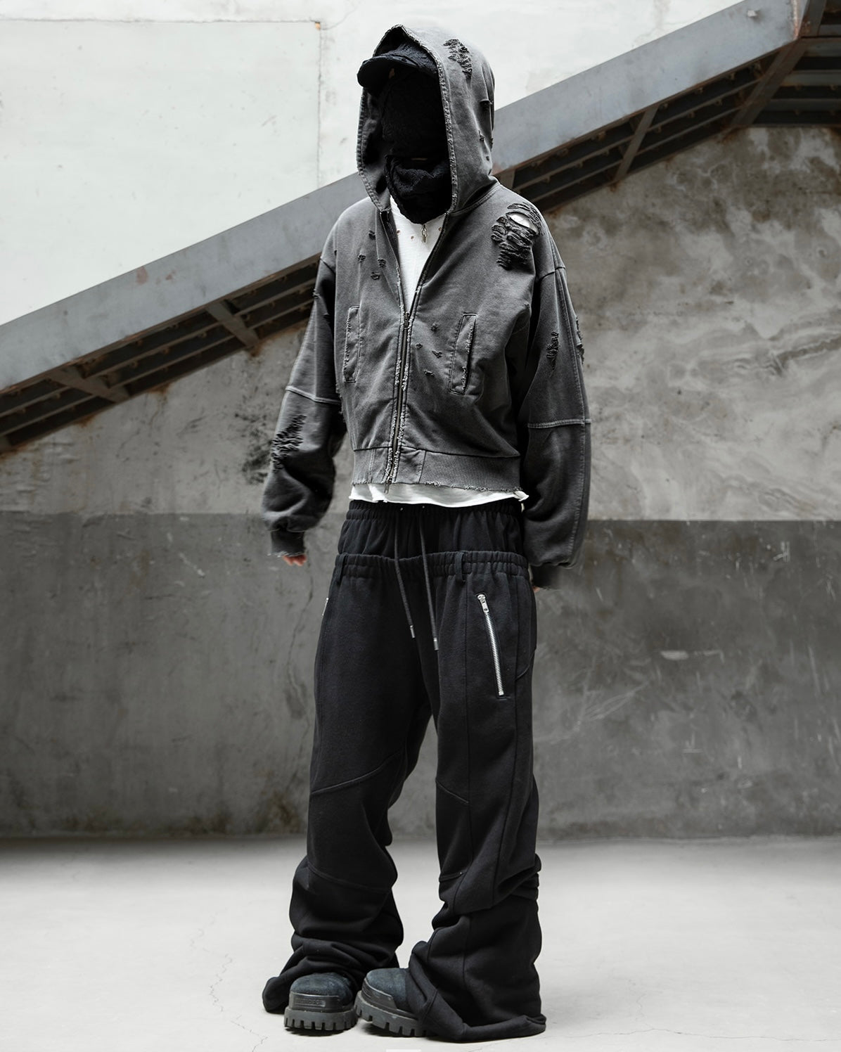【roaringrad】Damage Crop Hoodie Jacket