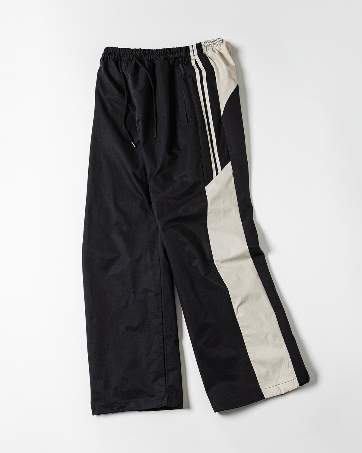 【roaringrad】26 Panel Track Pants