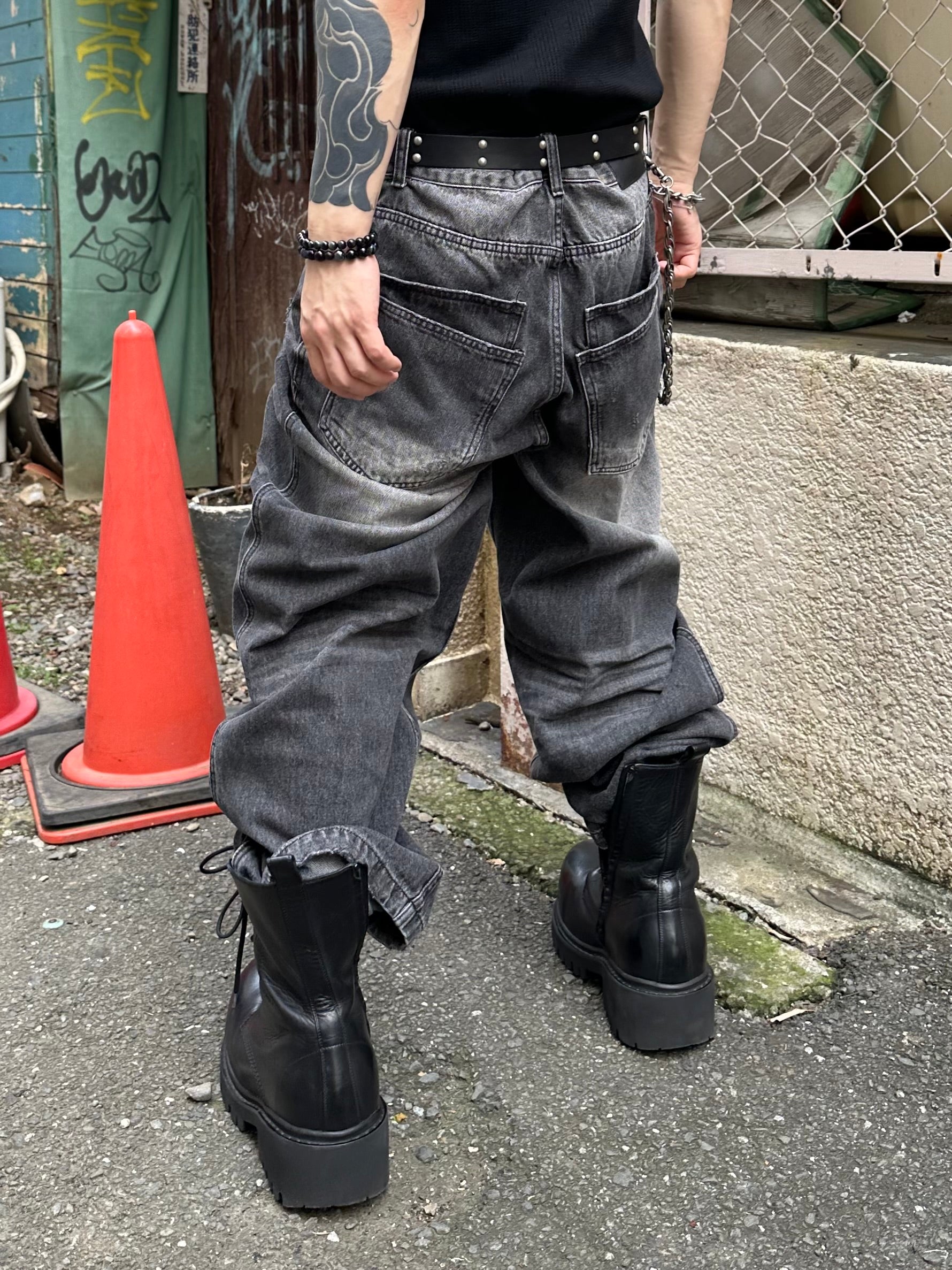 大阪店WEB限定受注制【Chikashitsu +】double back pocket denim pants (2color)