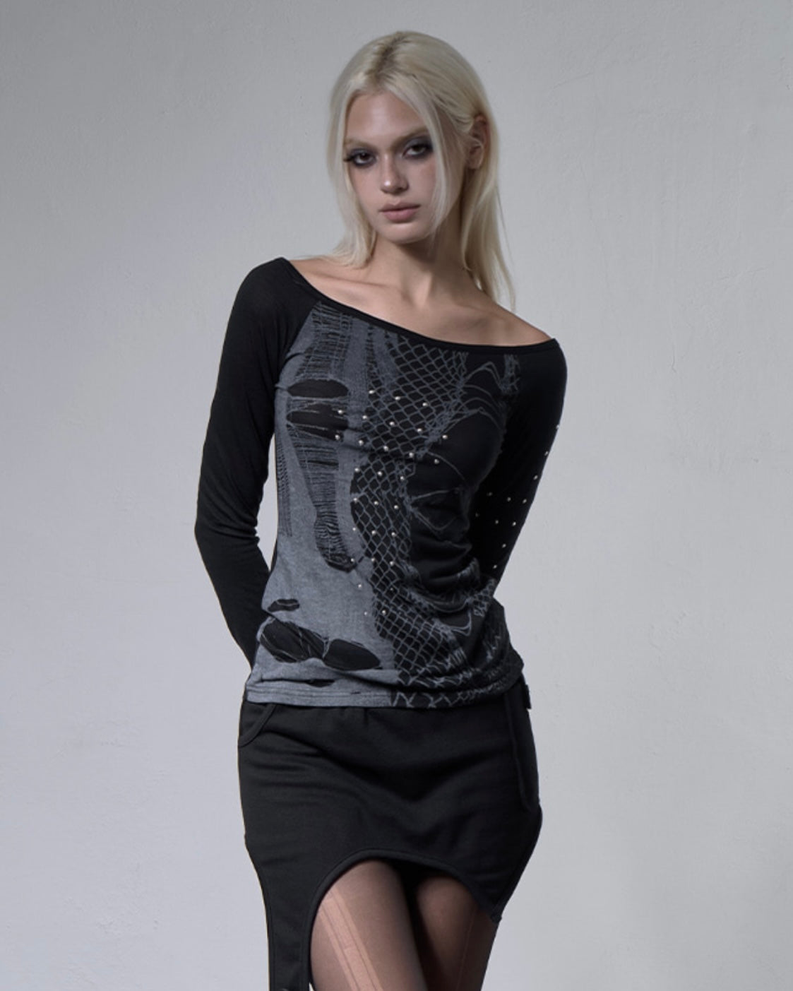 【FANCY CLUB】WEB STUD OFF-SHOULDER
