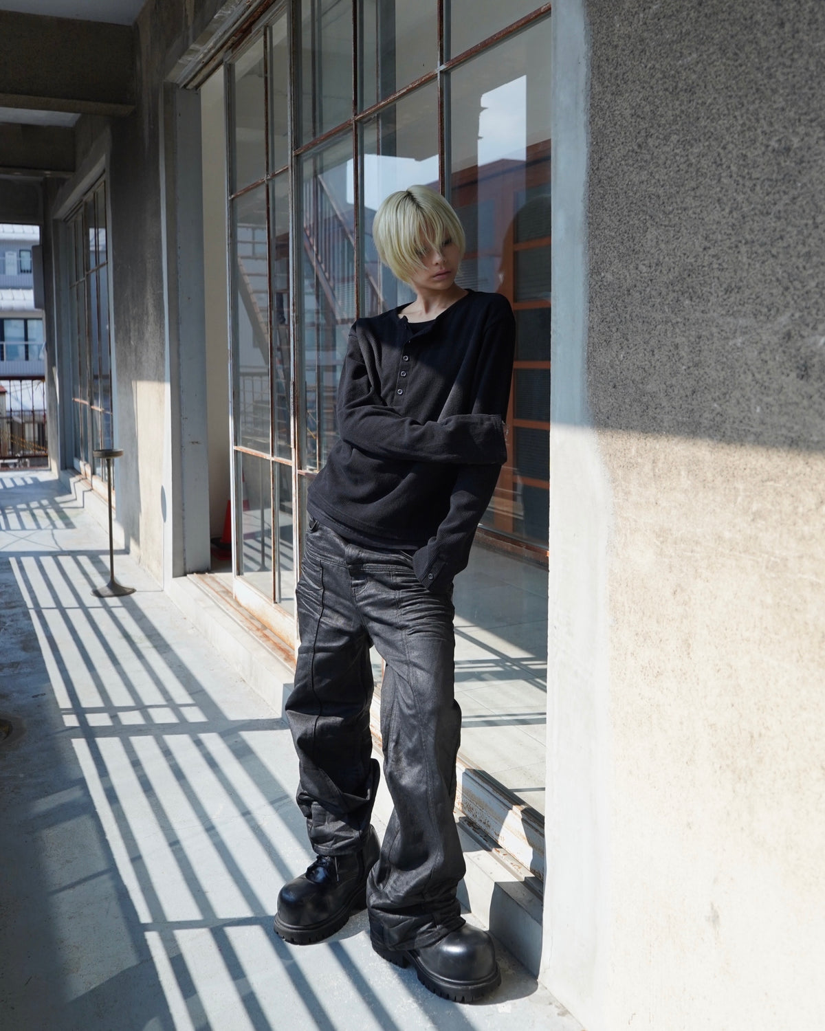【CHIKASHITSU PLUS HIGH】Rust waffle layered henley neck tee(2color)