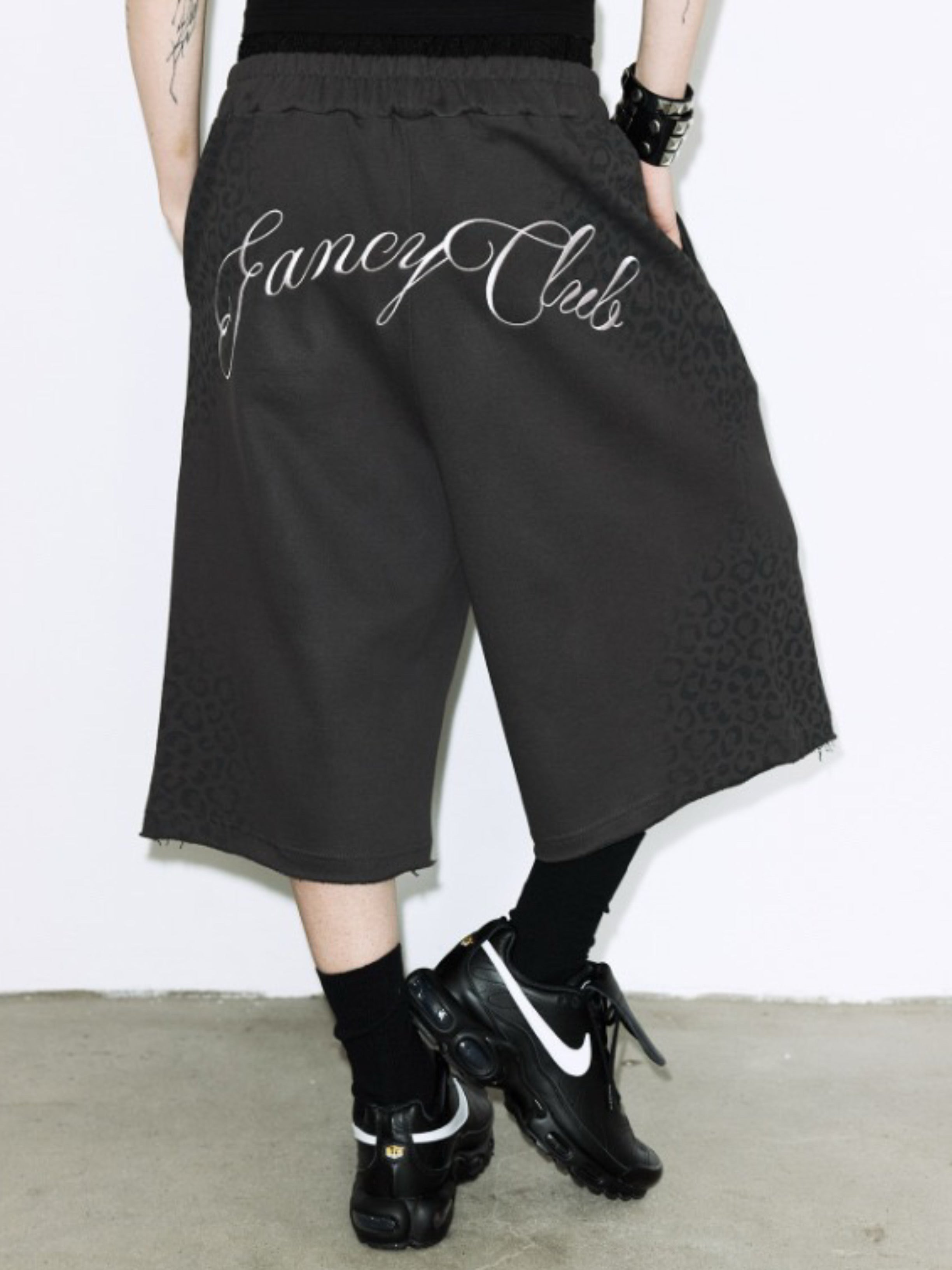 【FANCY CLUB】LEOPARD SAGGING BERMUDA PANTS