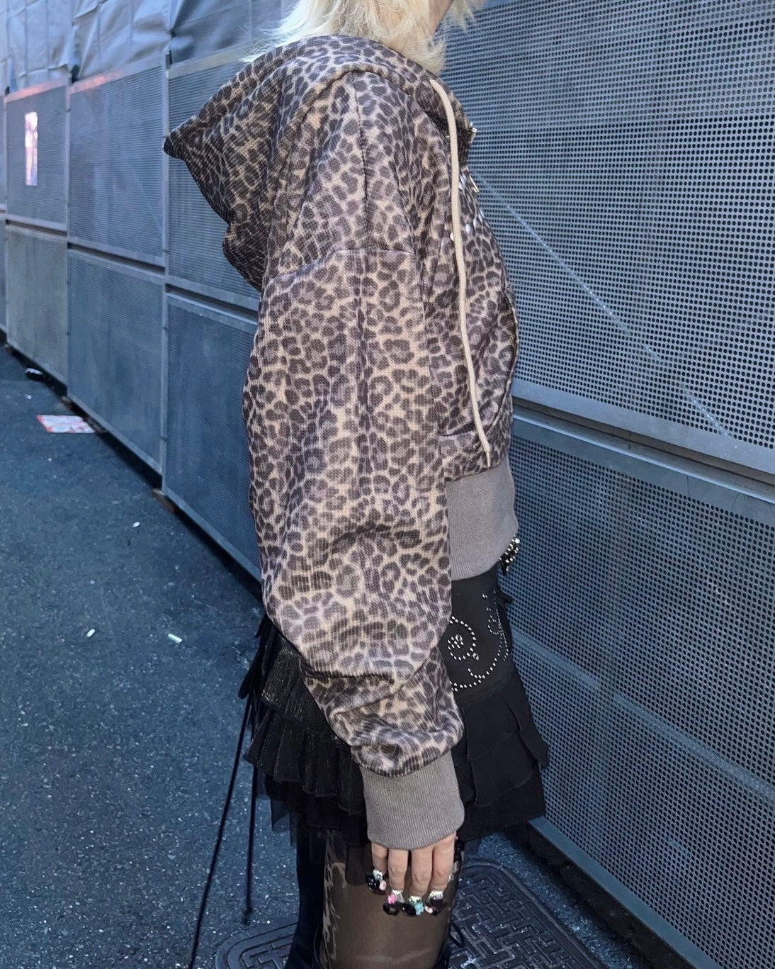 国際配送【BABY09】leopard cross hoodie