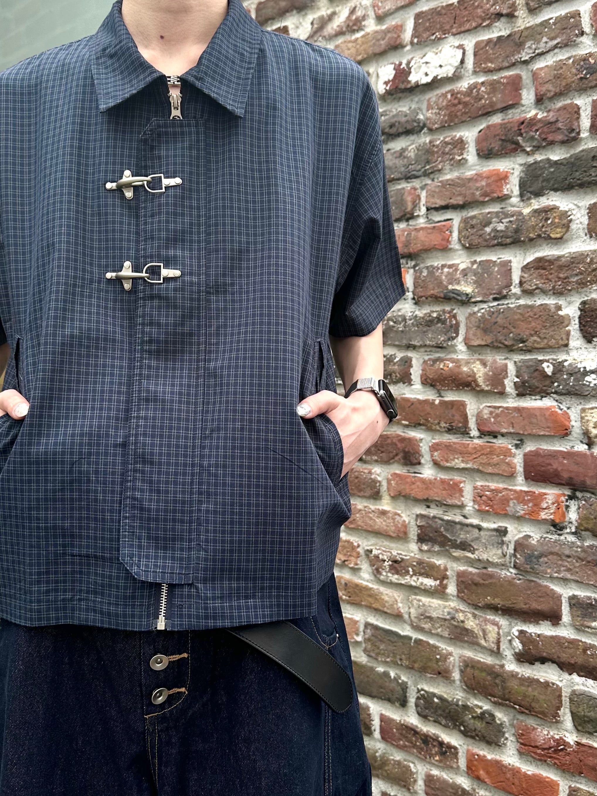 大阪店WEB限定受注制【Chikashitsu +】double buckle shirt jacket (2color)