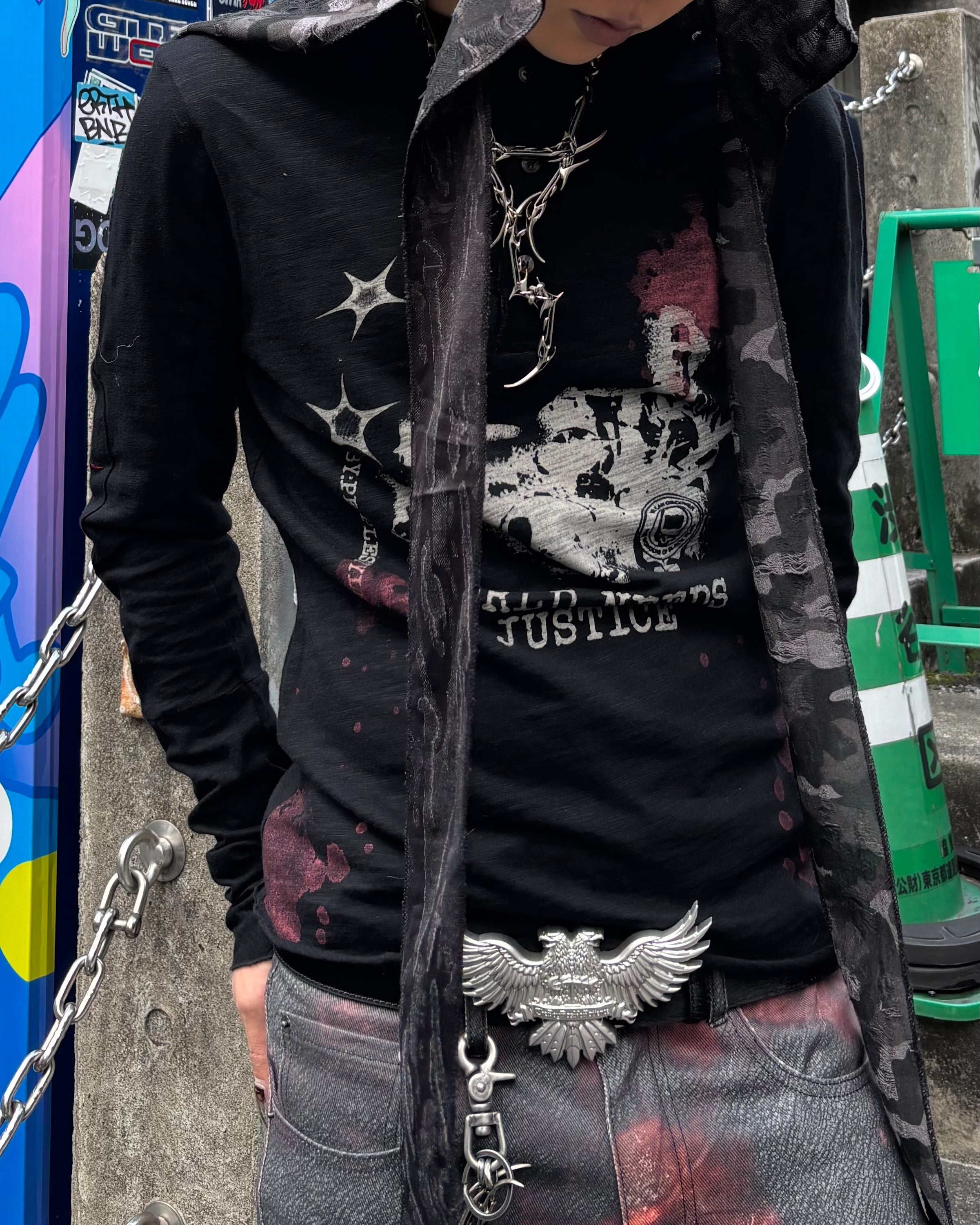 国際配送【Never mind the XU】paint graphic henley long sleeve