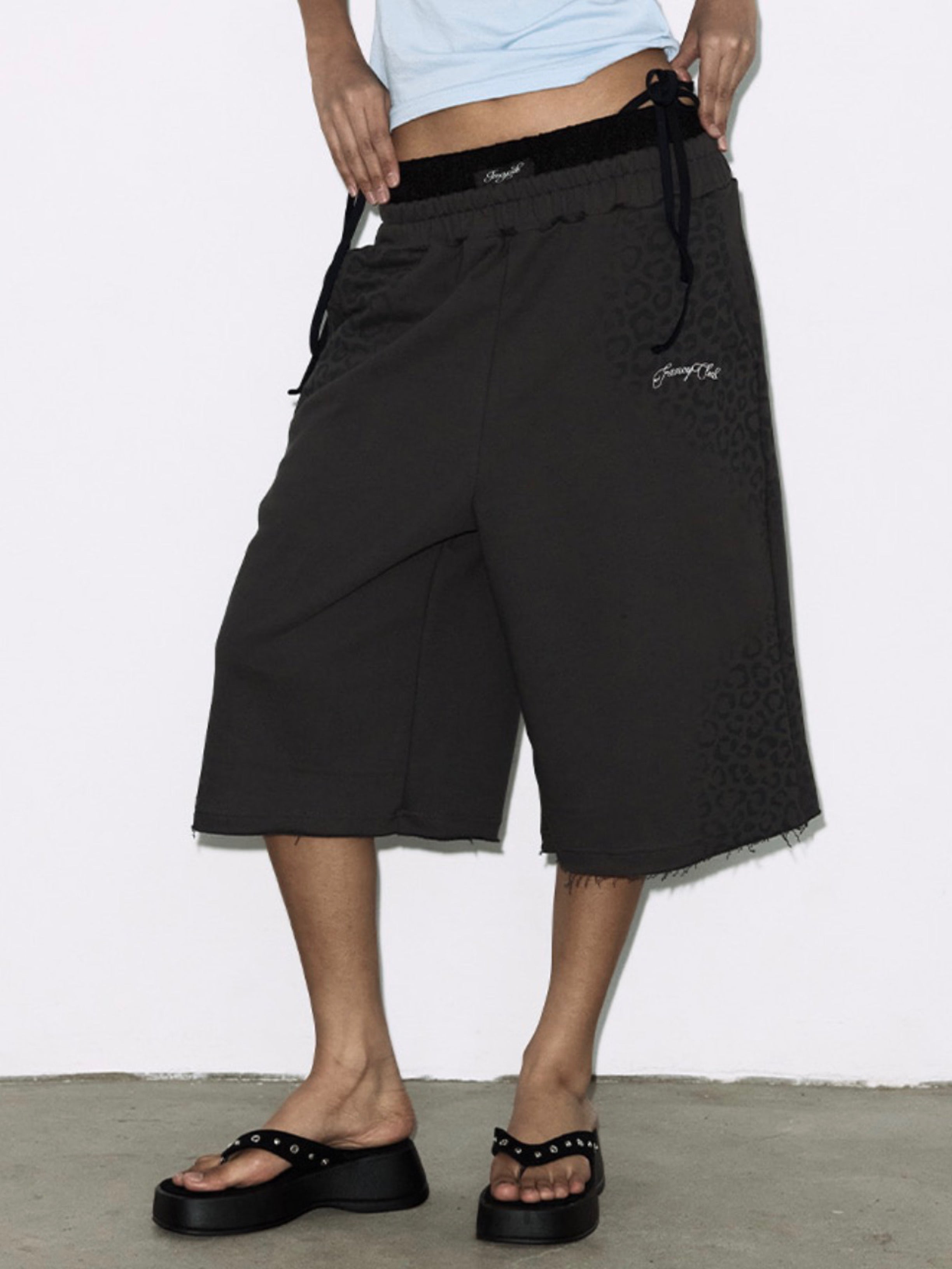 【FANCY CLUB】LEOPARD SAGGING BERMUDA PANTS