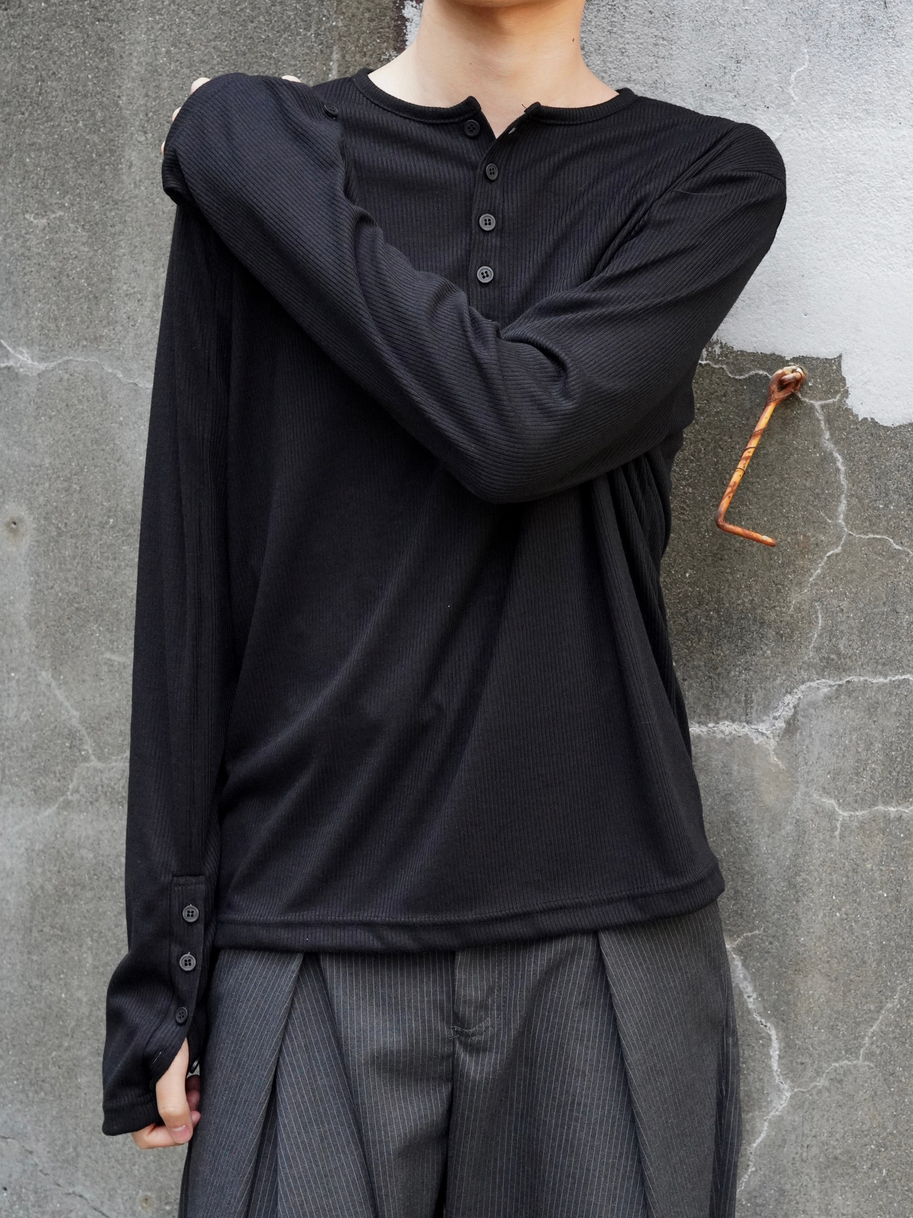 東京店WEB限定受注制【Chikashitsu +】rib knit henley neck tee