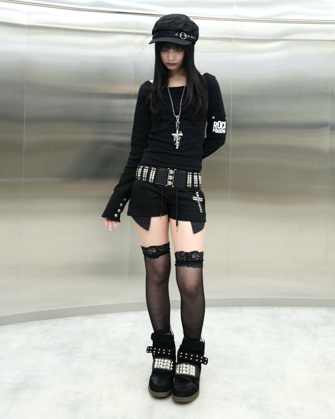 受注制【Never mind the XU】Cross studs mini shorts (3color)