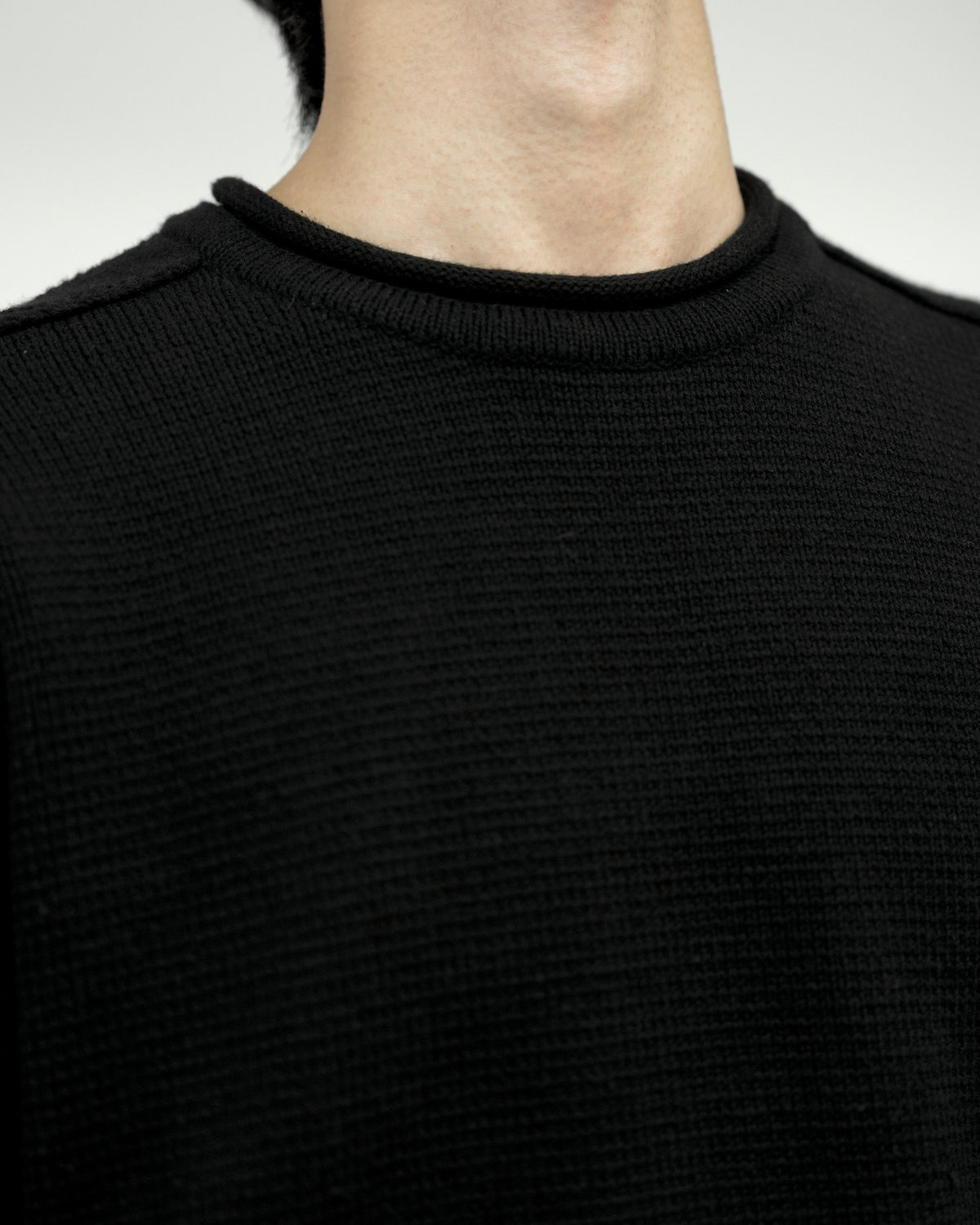 【CHIKASHITSU PLUS HIGH】Contour roll knit sweater (2color)