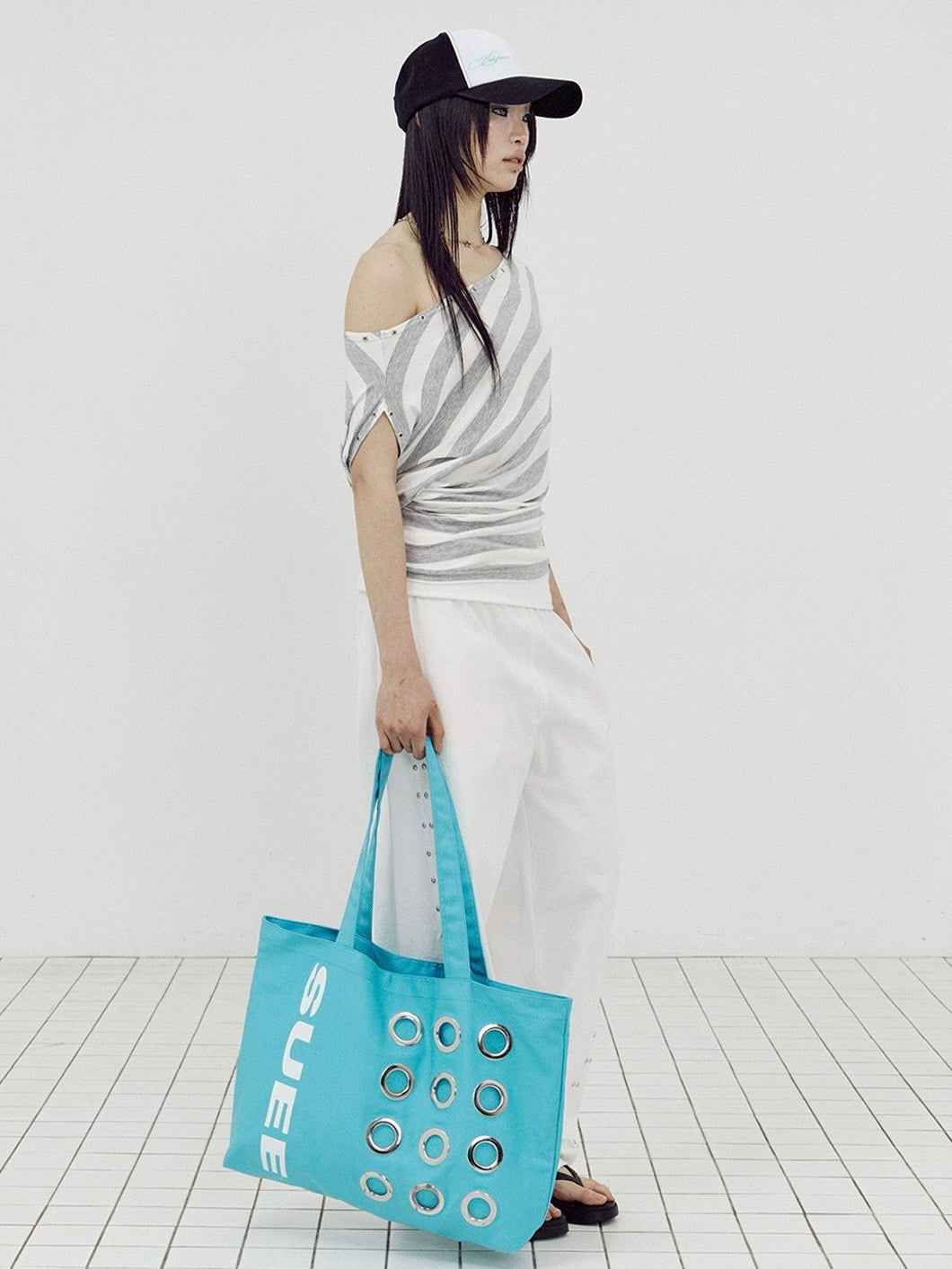 【SETUP-EXE】STRIPE EYELET DRAPE TOP