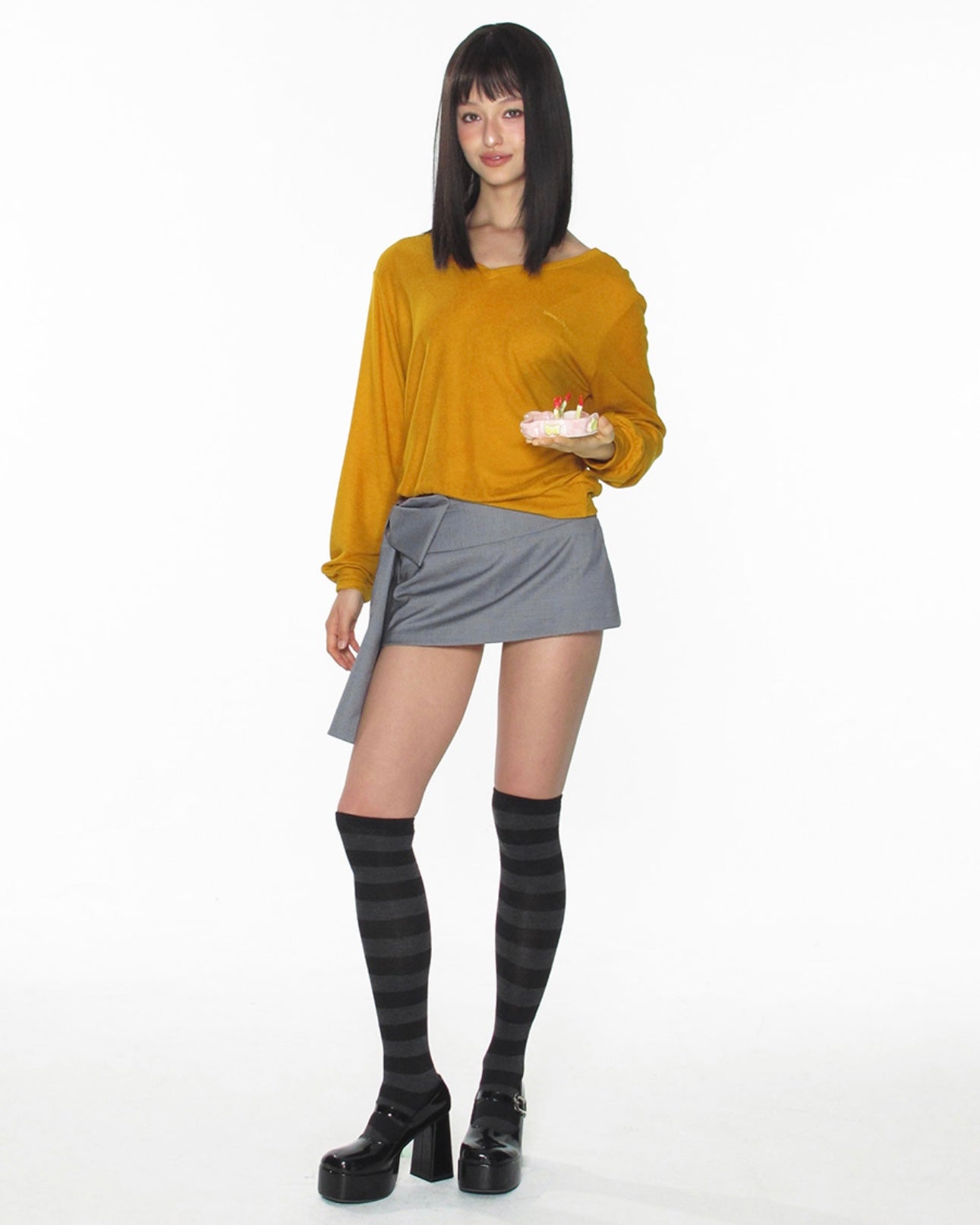 【CRANK】SOFT V-NECK KNIT