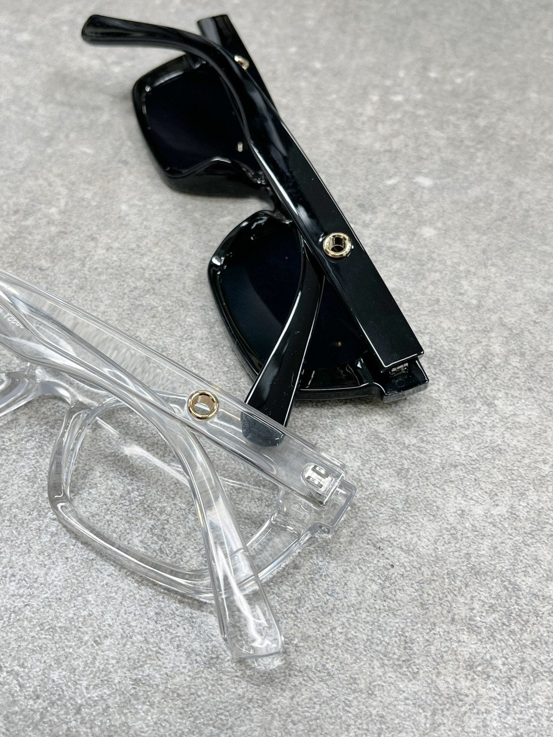 【Chikashitsu +】square design sunglasses (2color)