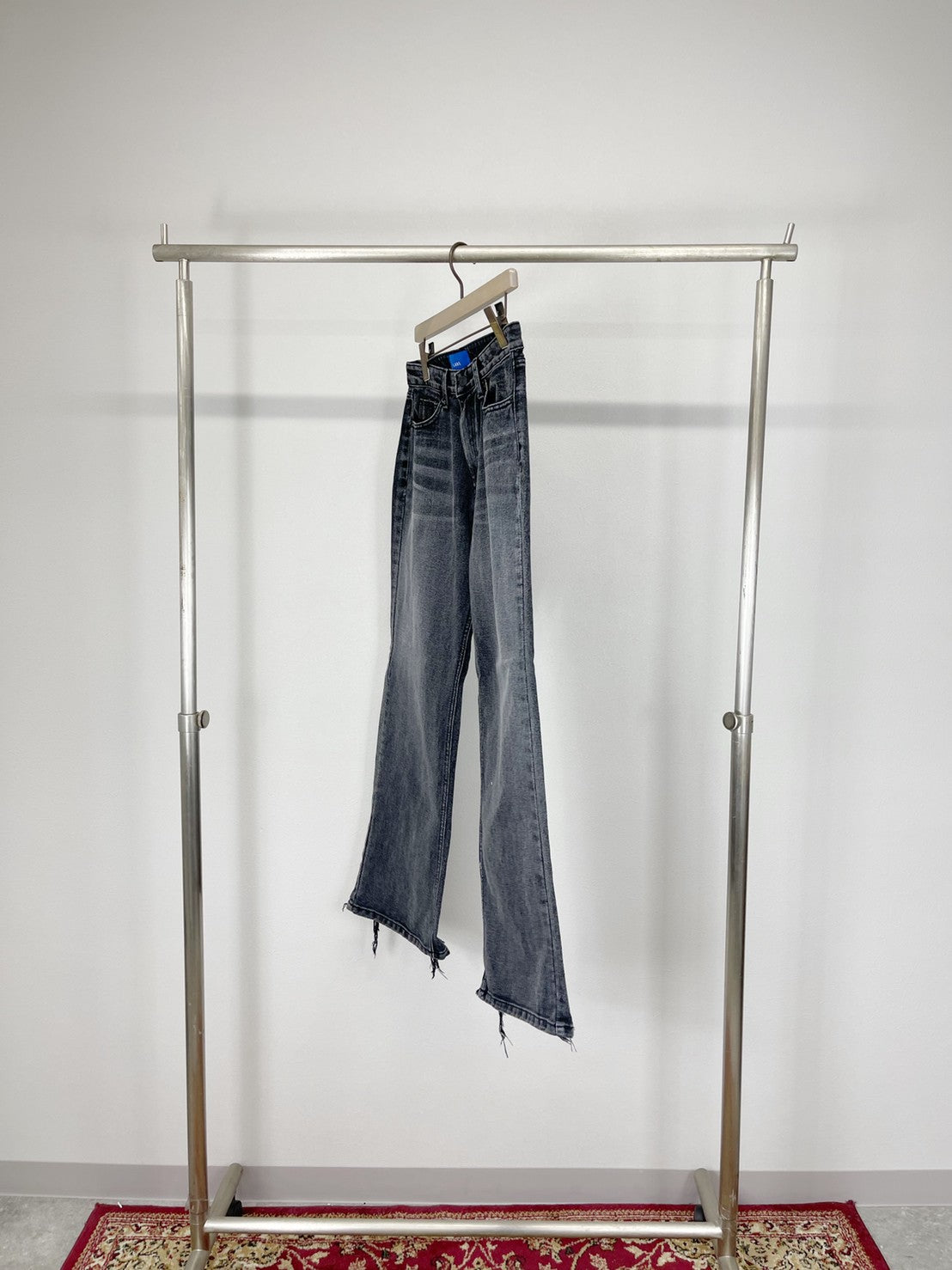 受注制【Chikashitsu +】flare damage denim pants (2color)