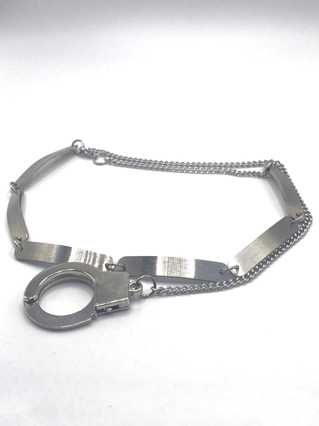 【LOVE KILLER CLUB】handcuffs design necklace