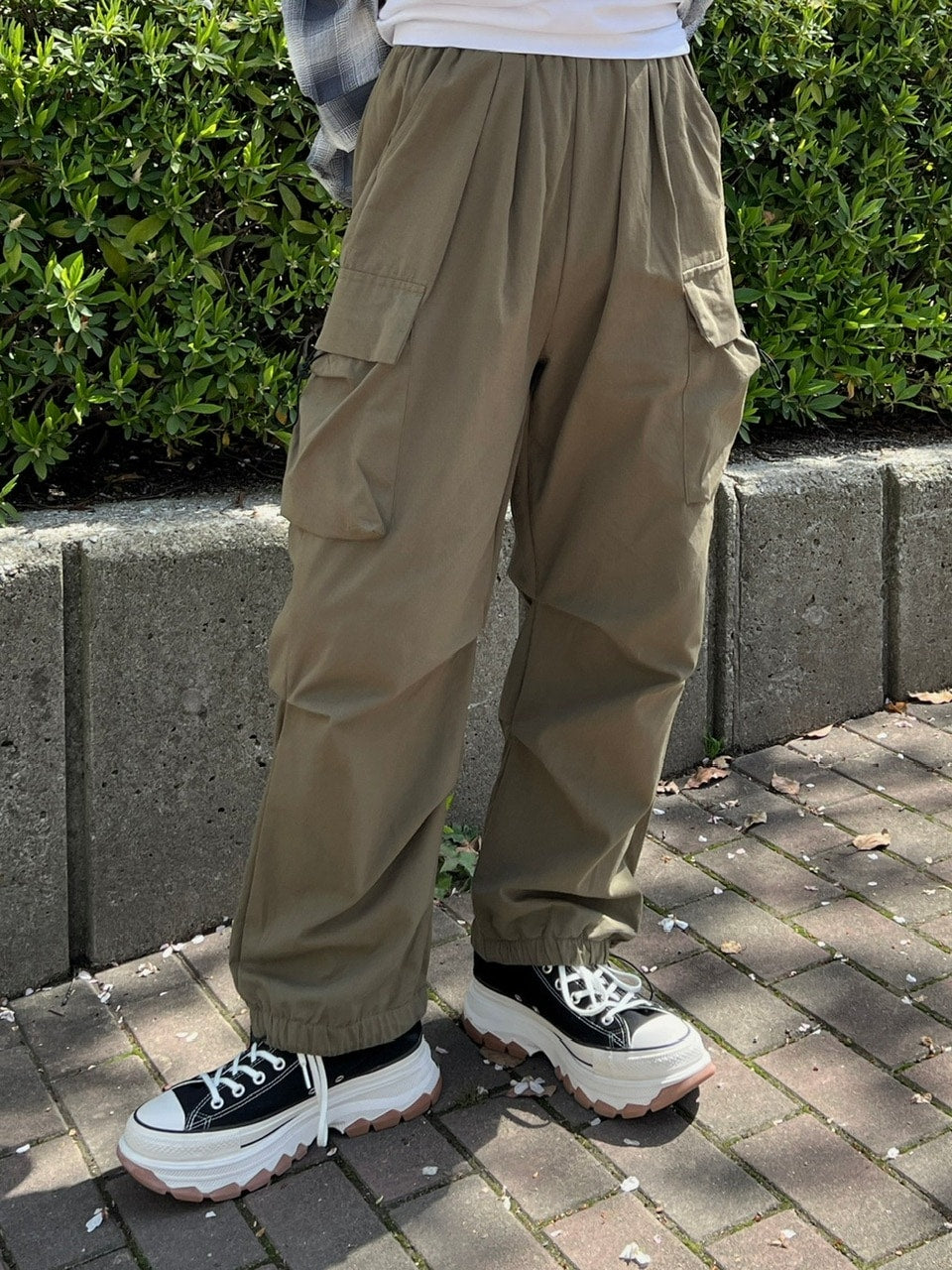 大阪店WEB限定受注制【Chikashitsu +】full length cargo pants (2color)