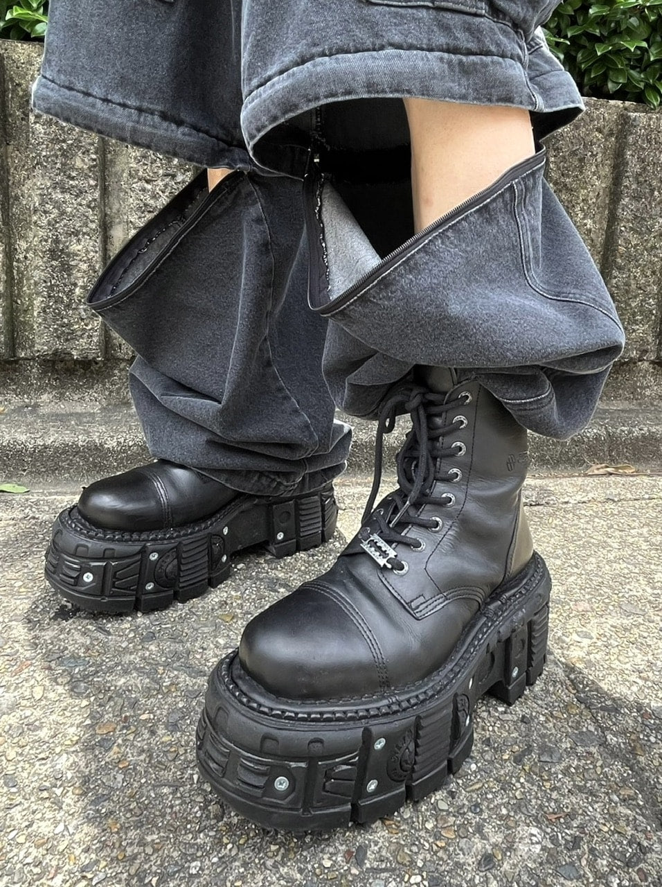 受注制【Never mind the XU】2way denim wide cargo pants (2color)