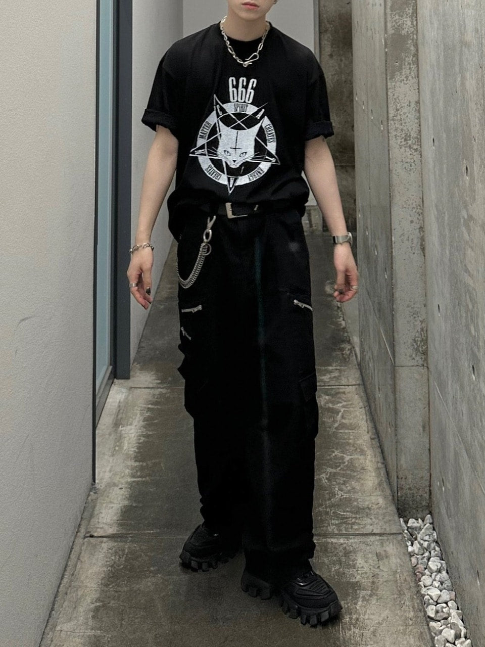 大阪店WEB限定【Chikashitsu +】oversized cats t-shirt (2color)