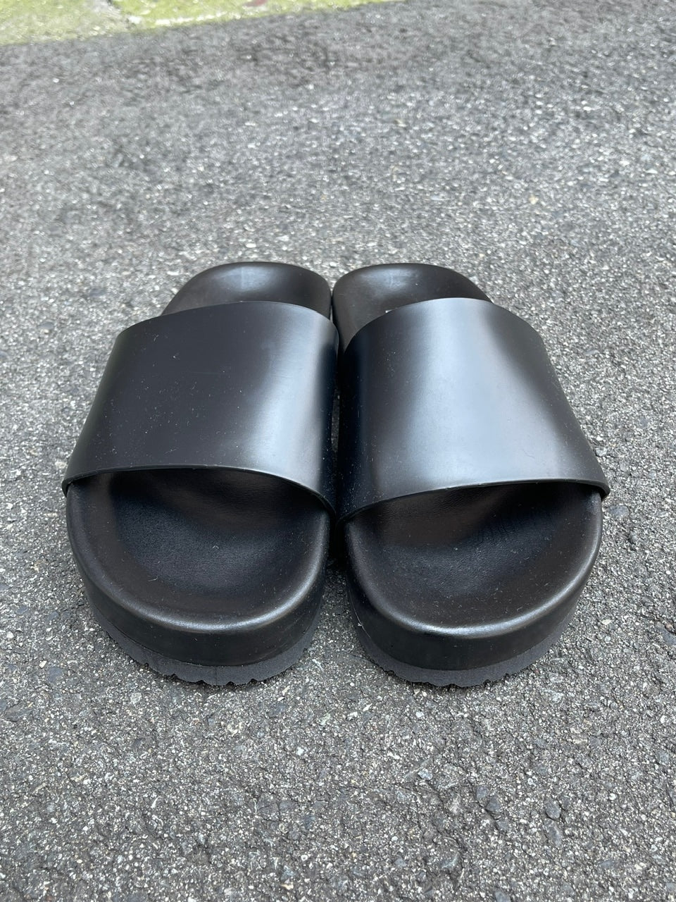 受注制【Chikashitsu +】volume sole leather sandal (2color)