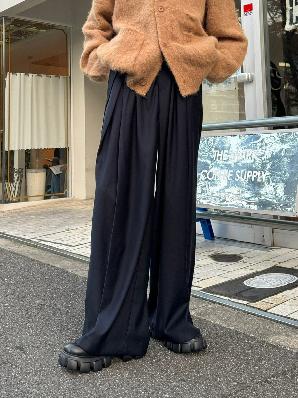 受注制【Chikashitsu +】belt wide slacks (3color)