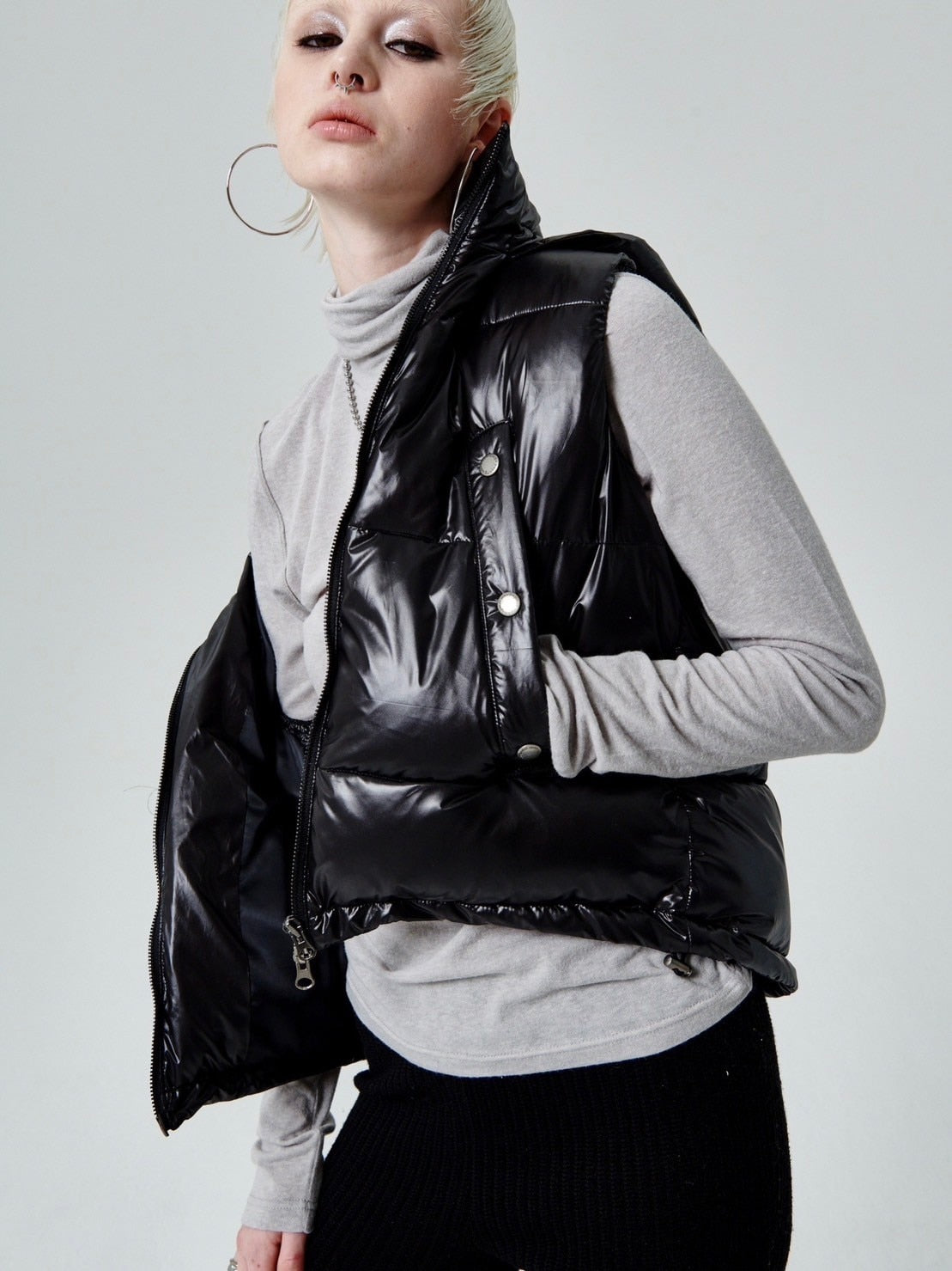 【runningHIGH】ANGORA GAUZE TURTLENECK TOP