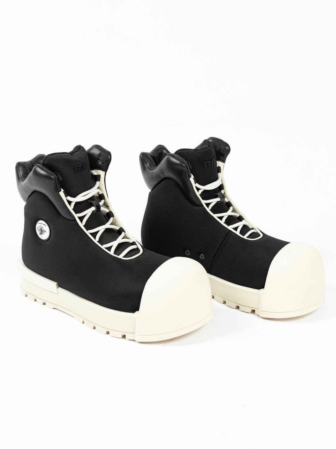 【F.V.V.O】THICK SOLED HIGH TOP BOOTS / 【フリーワールドオーダー(エフヴィーヴィーオー)】スニーカーライクミドルブーツ