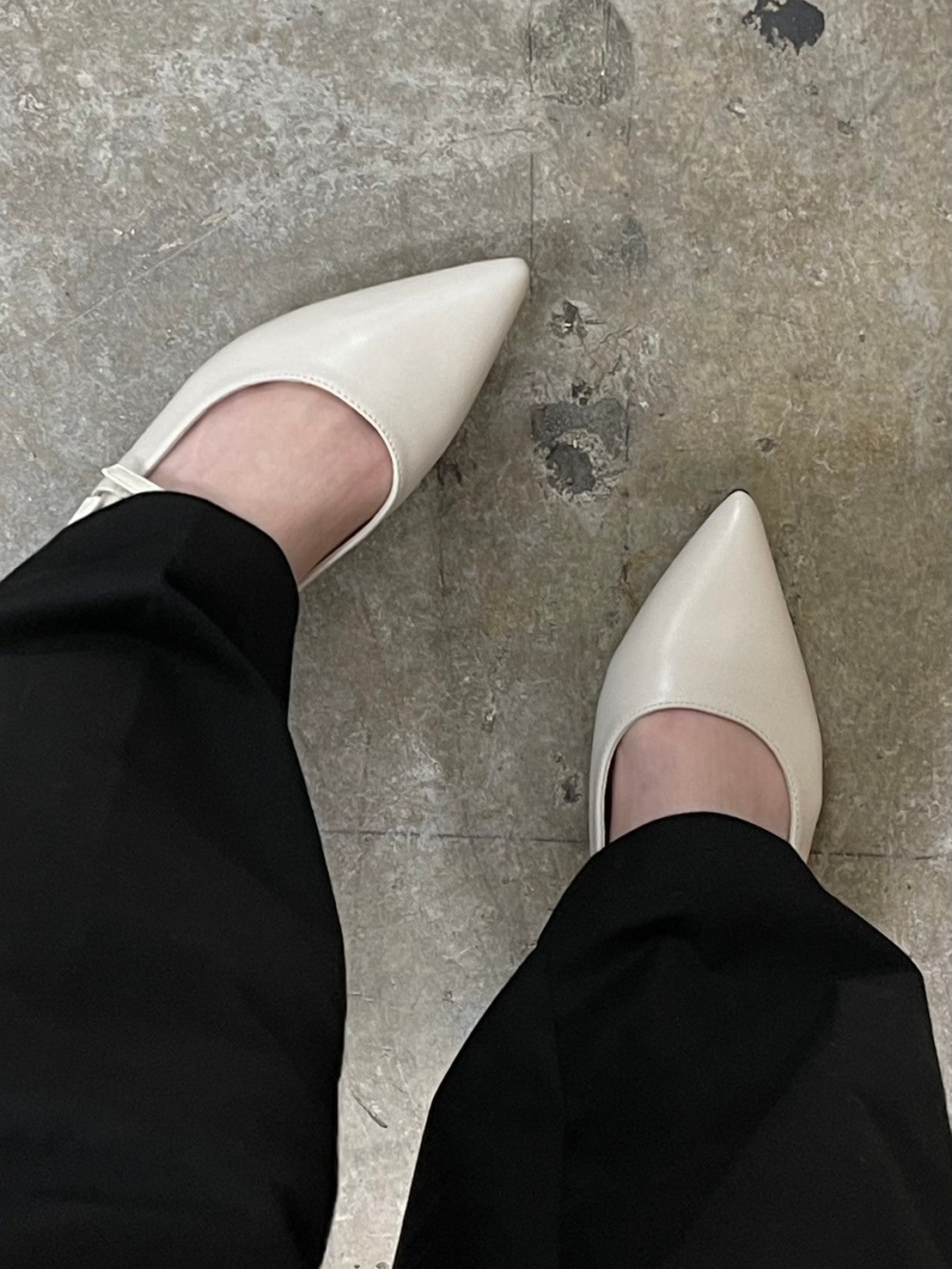 受注制【Chikashitsu + LADIES】pointed toe pumps (2color)