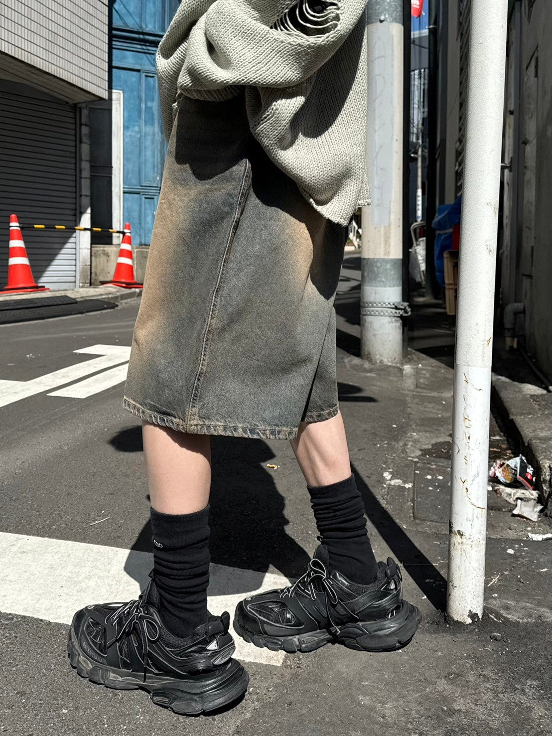 受注制【Chikashitsu +】vintage wash denim half pants