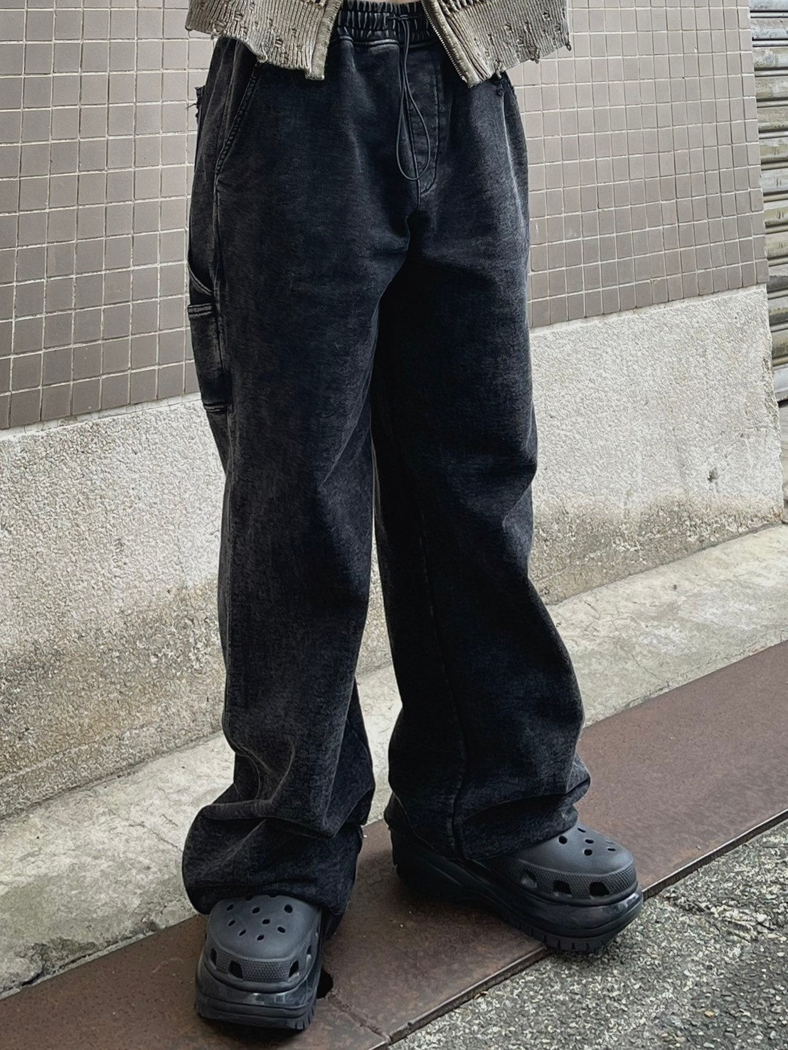 受注制【Chikashitsu +】set up pigment damage carpenter sweat pants