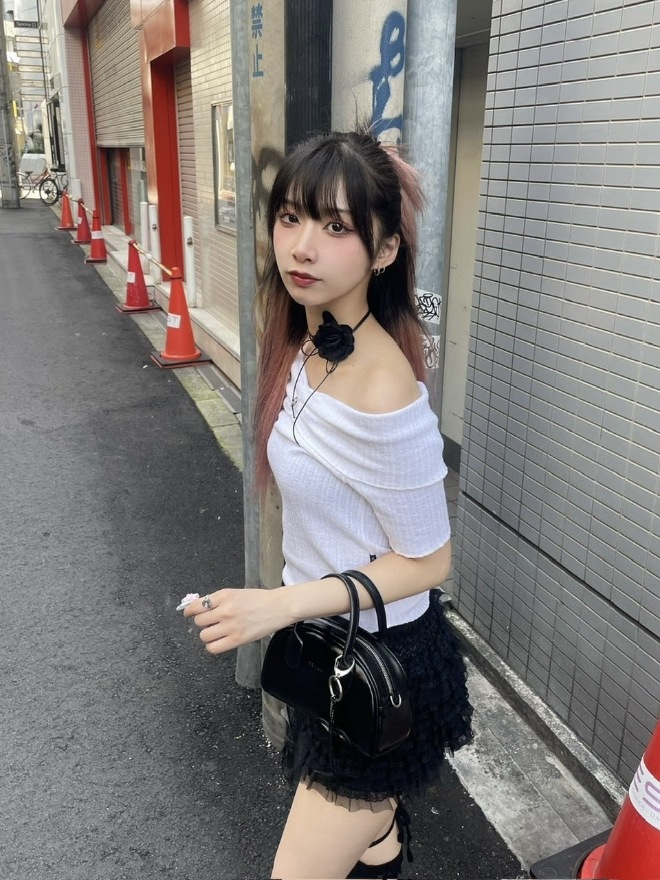 受注制【Never mind the XU】rose motif choker (2color)